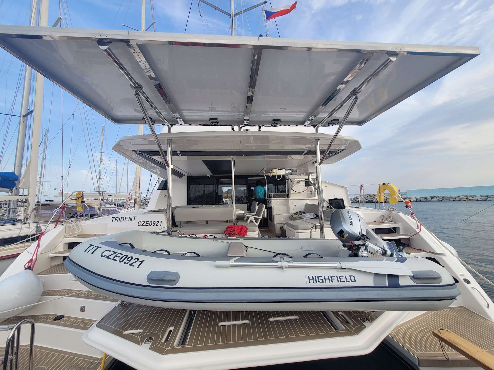 Trident - Catamaran in Bibinje