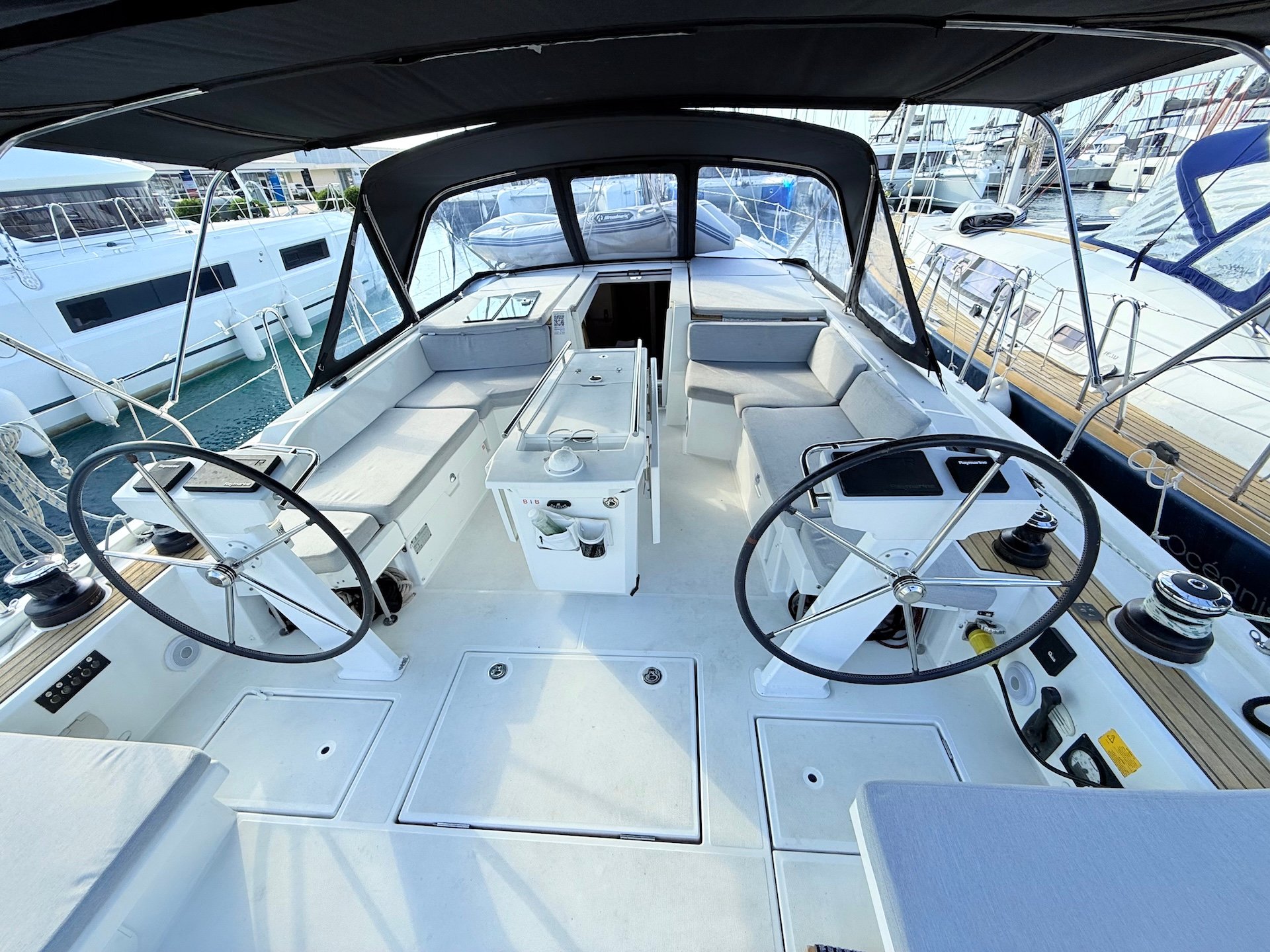 Sara - Sailboat in Bibinje