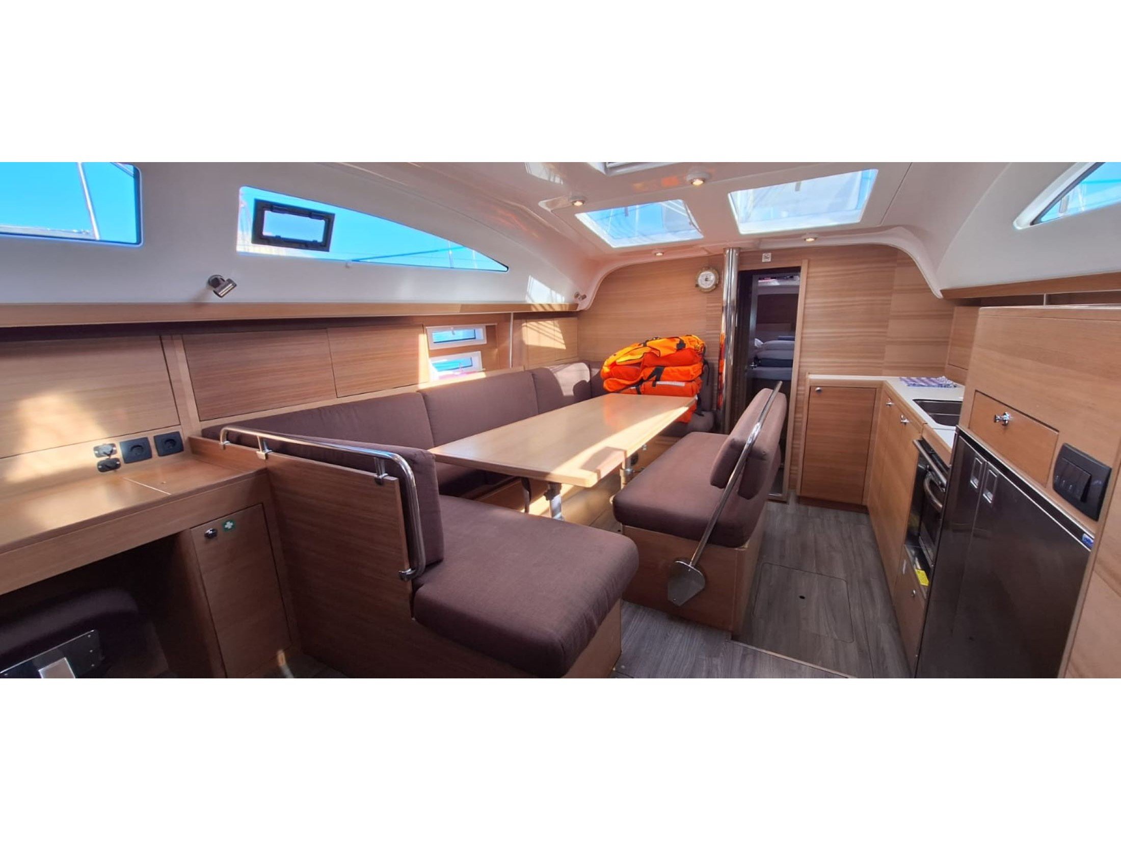 Flamingo - Sailboat in Trogir