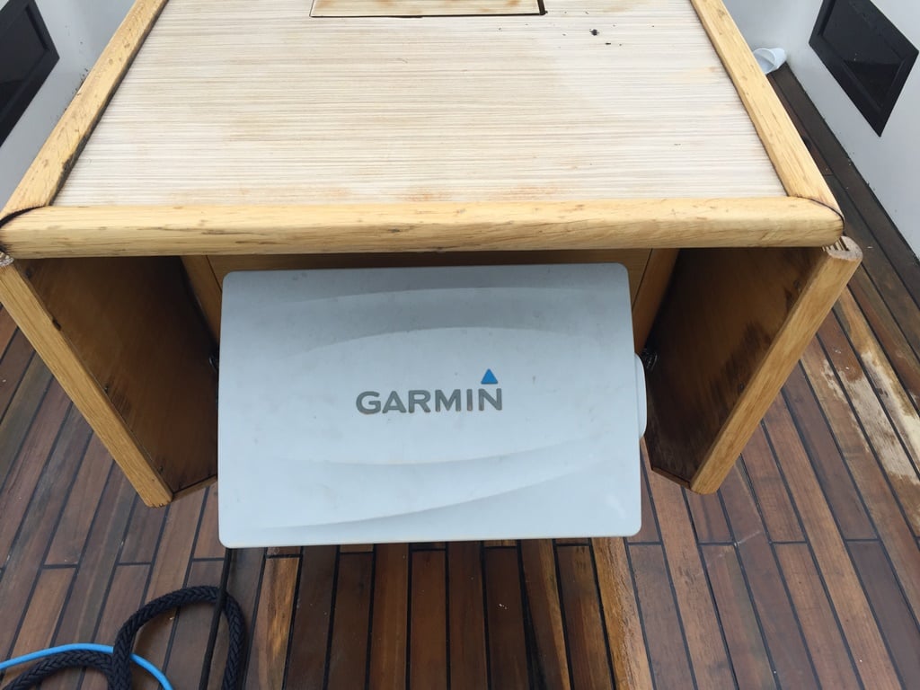 BROMBONERO - Sailboat in Trogir