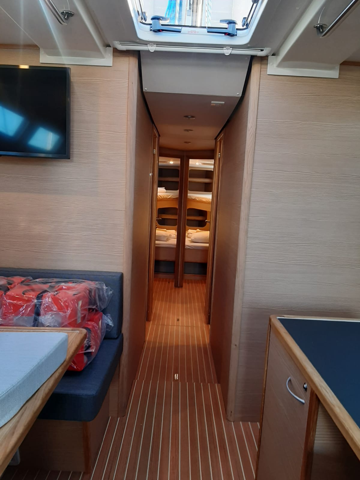 MY WAVE - Sailboat in Trogir