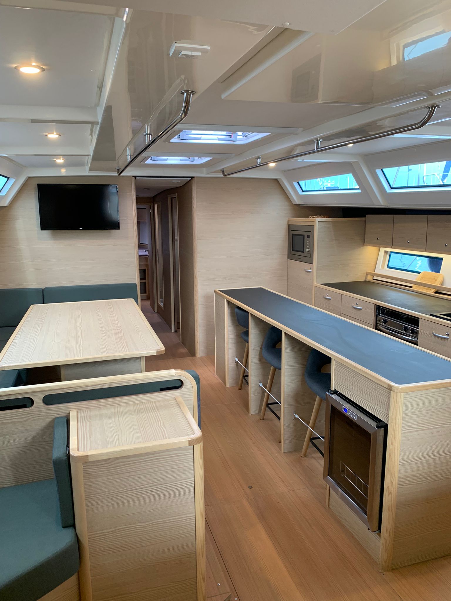 OCEAN'S BLUE - Sailboat in Punat