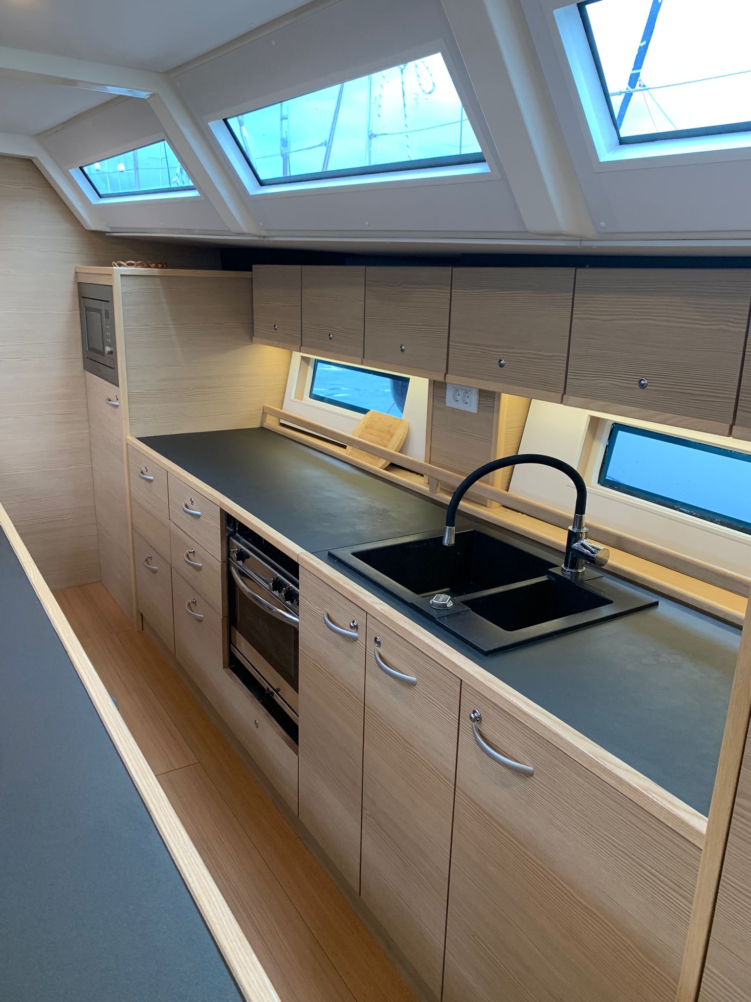 OCEAN'S BLUE - Sailboat in Punat