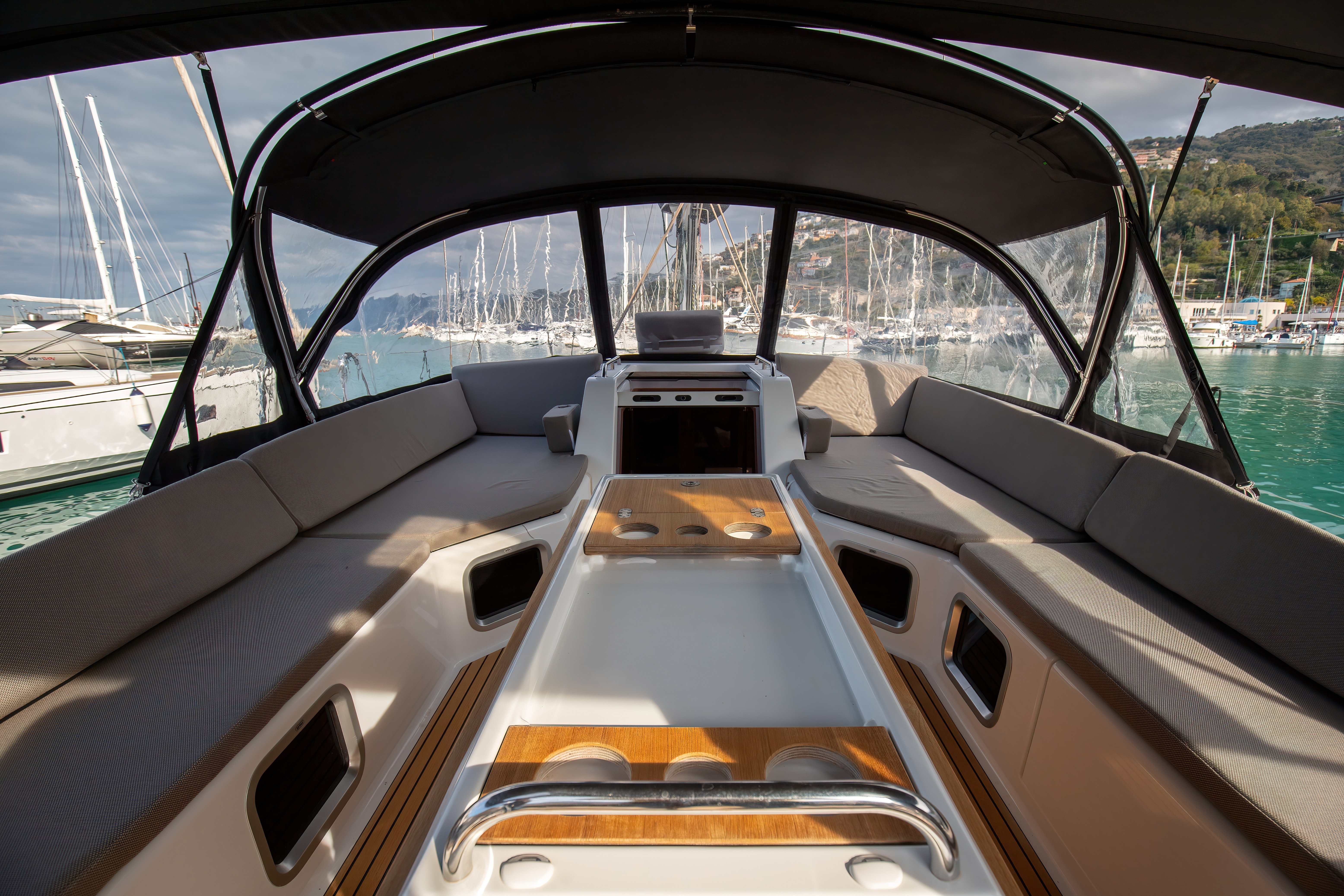 Psyche - Premium line - Sailboat in Tonnarella