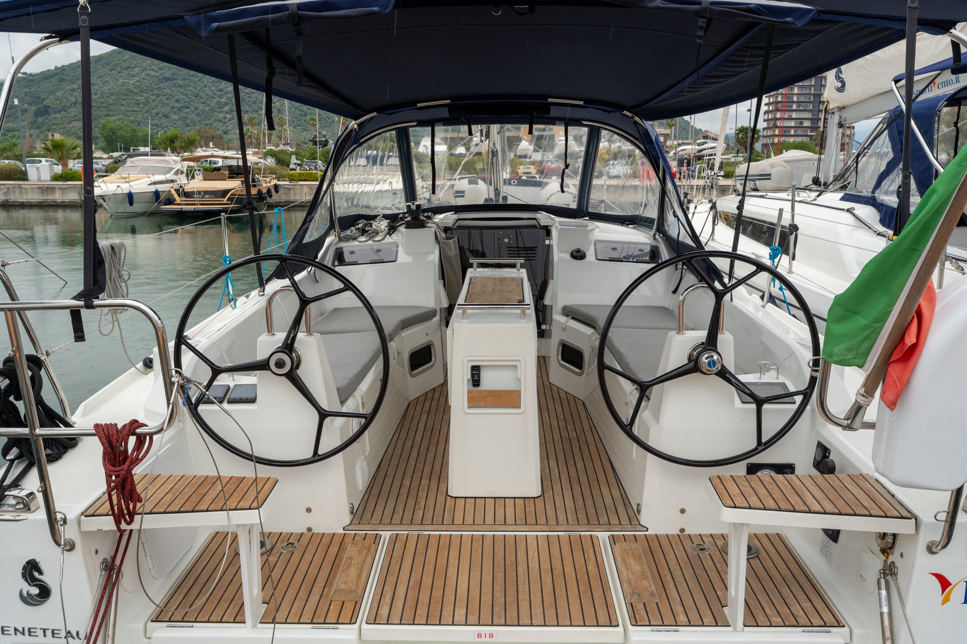 Pluto - Comfort line - Sailboat in Salerno