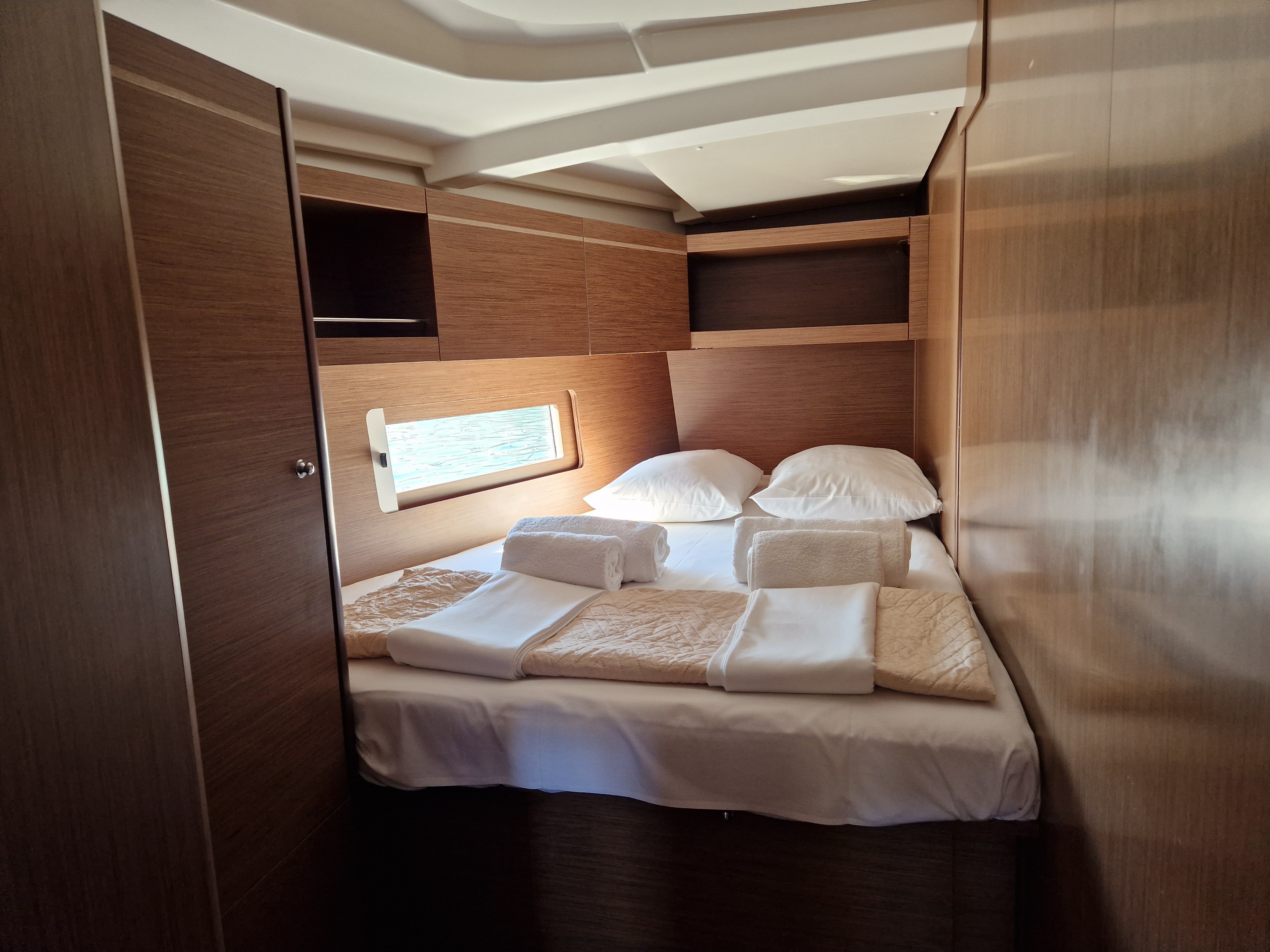 Athanasia - Sailboat in Alimos