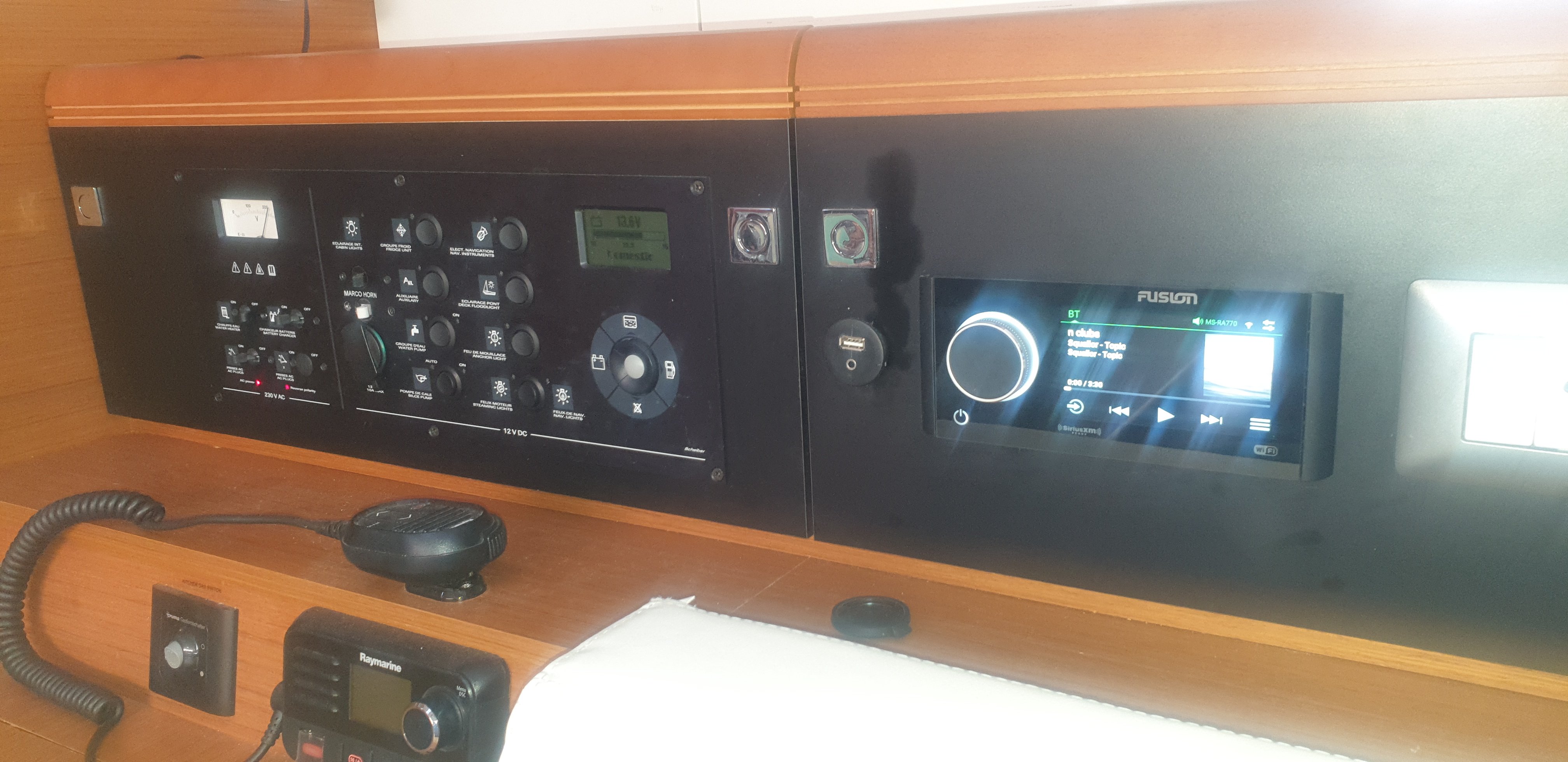 In A Silent Way - Sailboat in Tropea