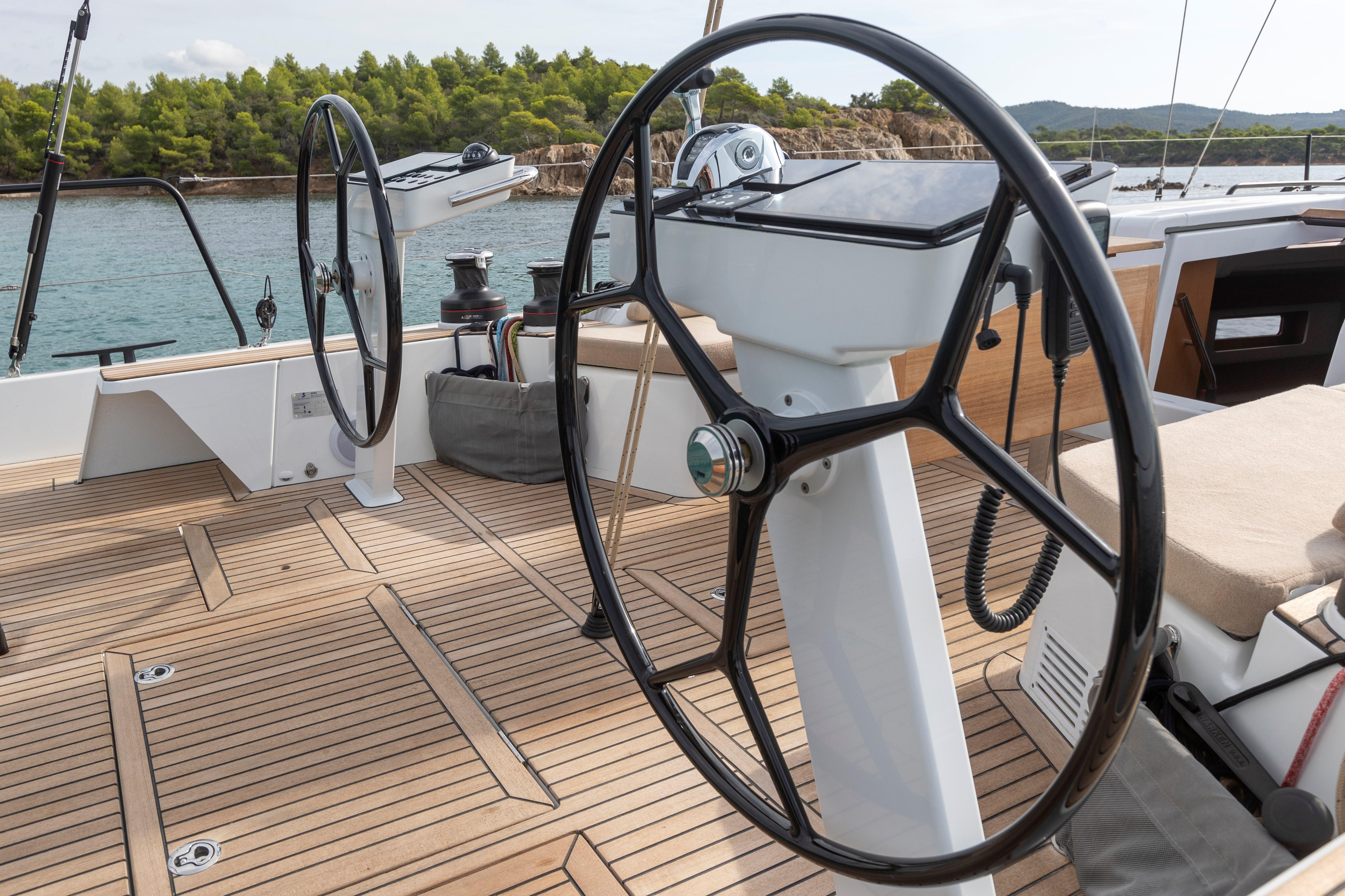 Idefix - Sailboat in Anatoliki Attiki