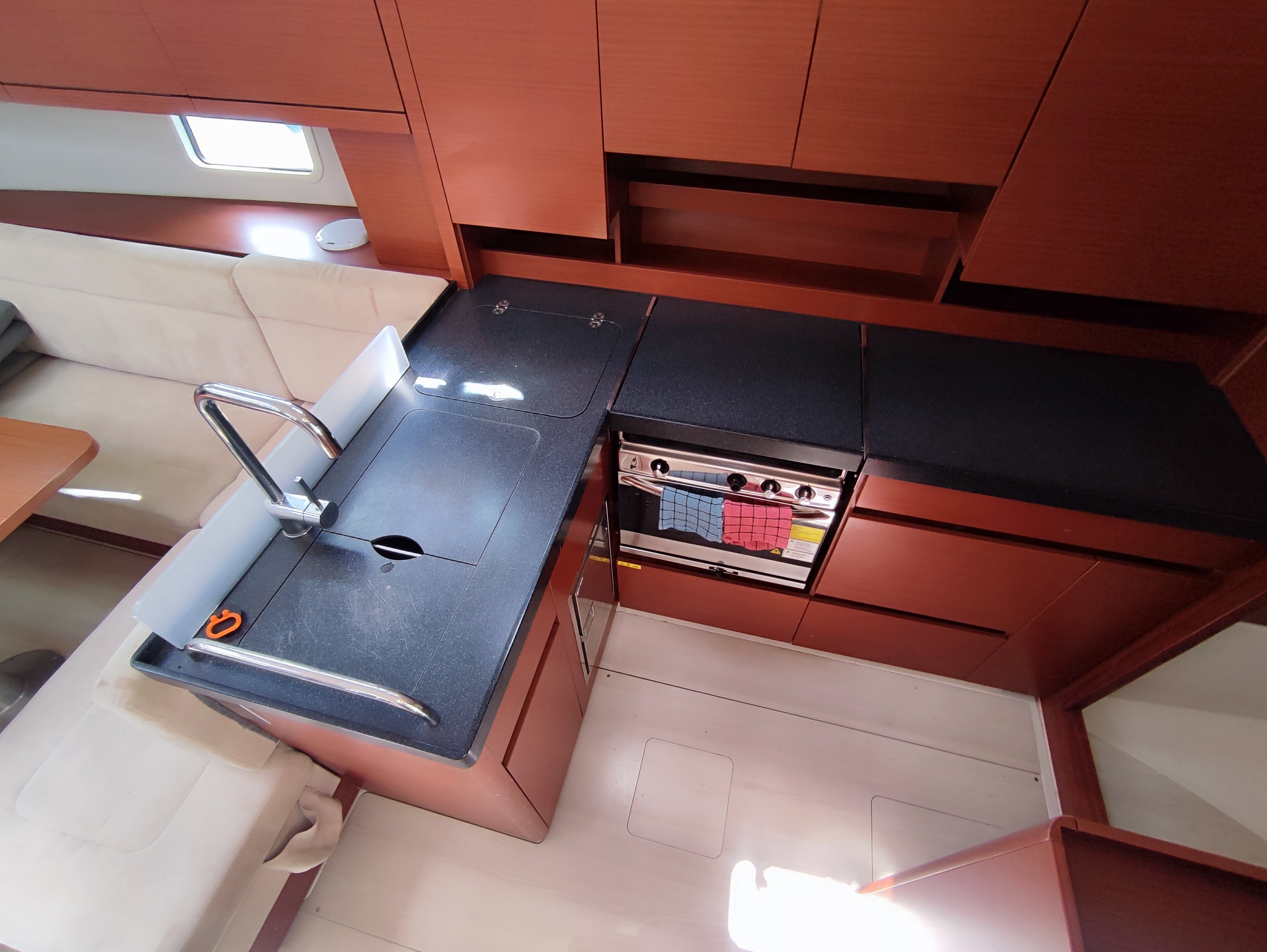 Astrea - Sailboat in Anatoliki Attiki