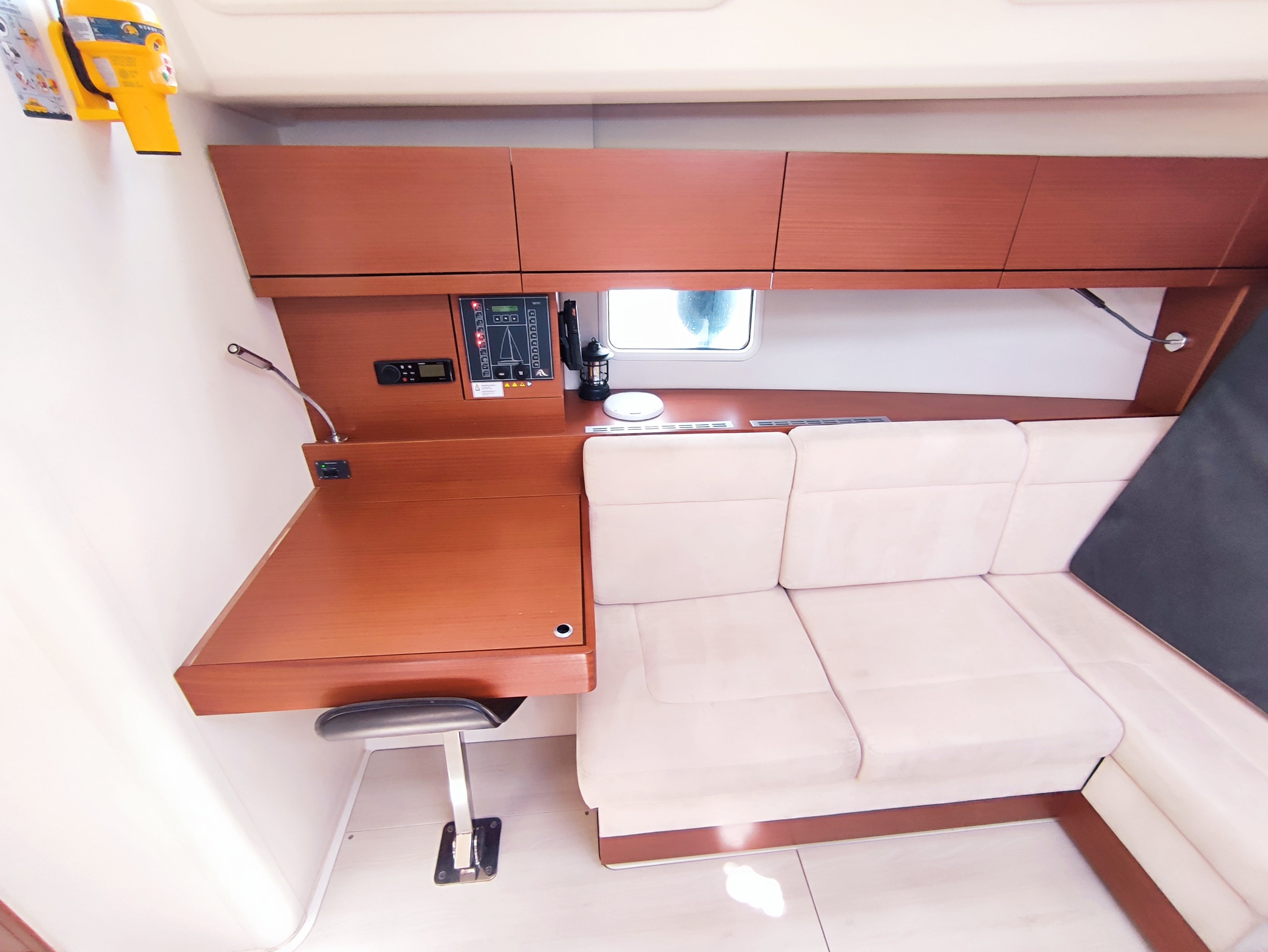 Astrea - Sailboat in Anatoliki Attiki