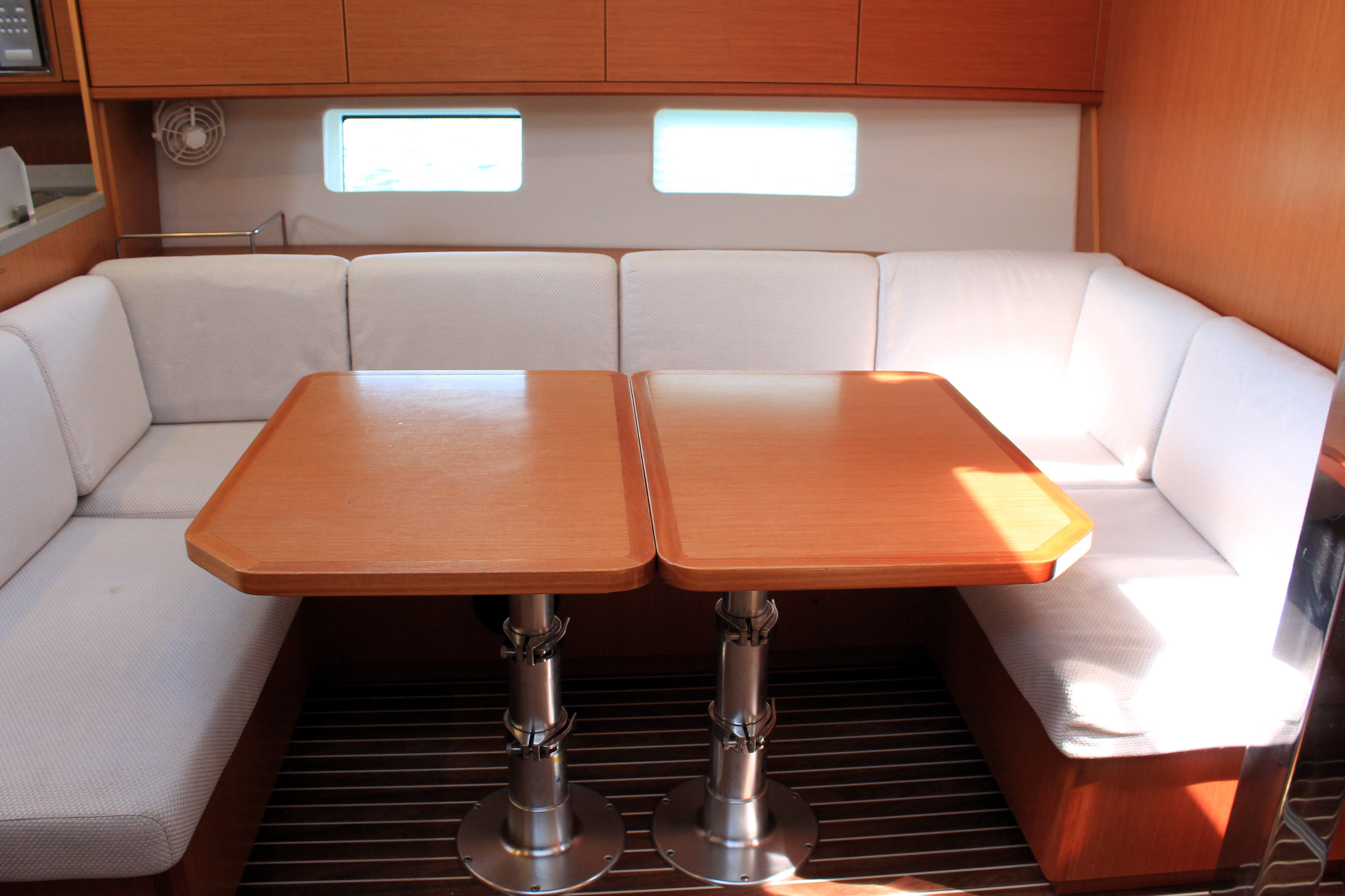 Amaryllis - Yelkenli içinde Anatoliki Attiki