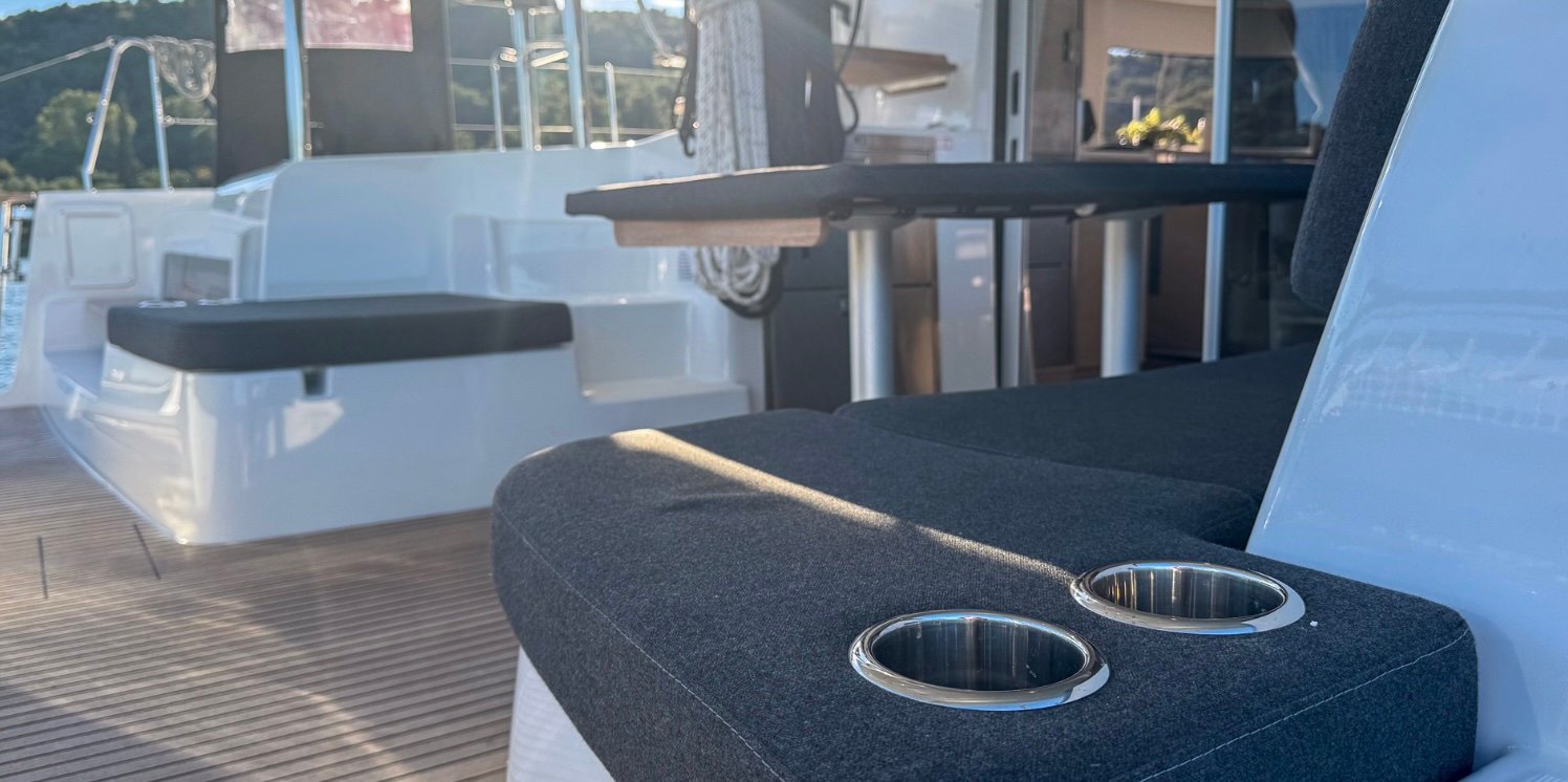 Maša - Catamaran in Seget Donji