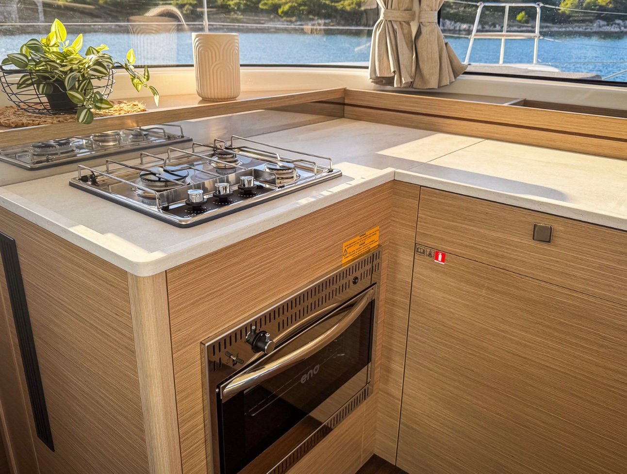 Maša - Catamaran in Seget Donji