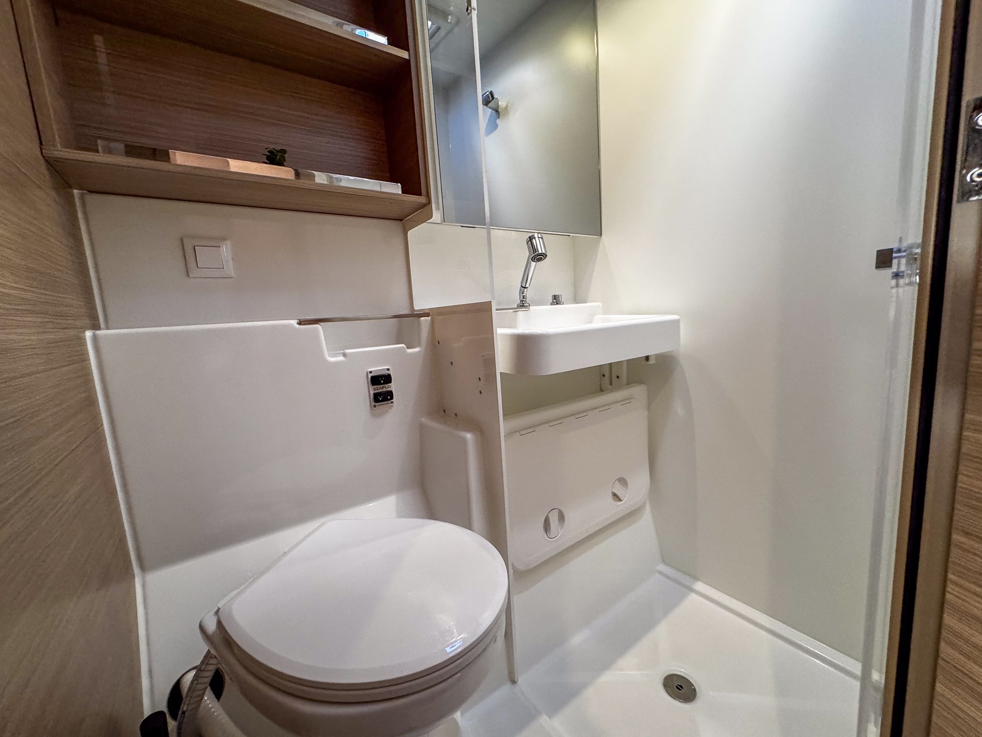 Savoja - Catamaran in Seget Donji