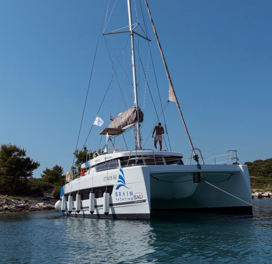 My5ive - Catamaran in Seget Donji