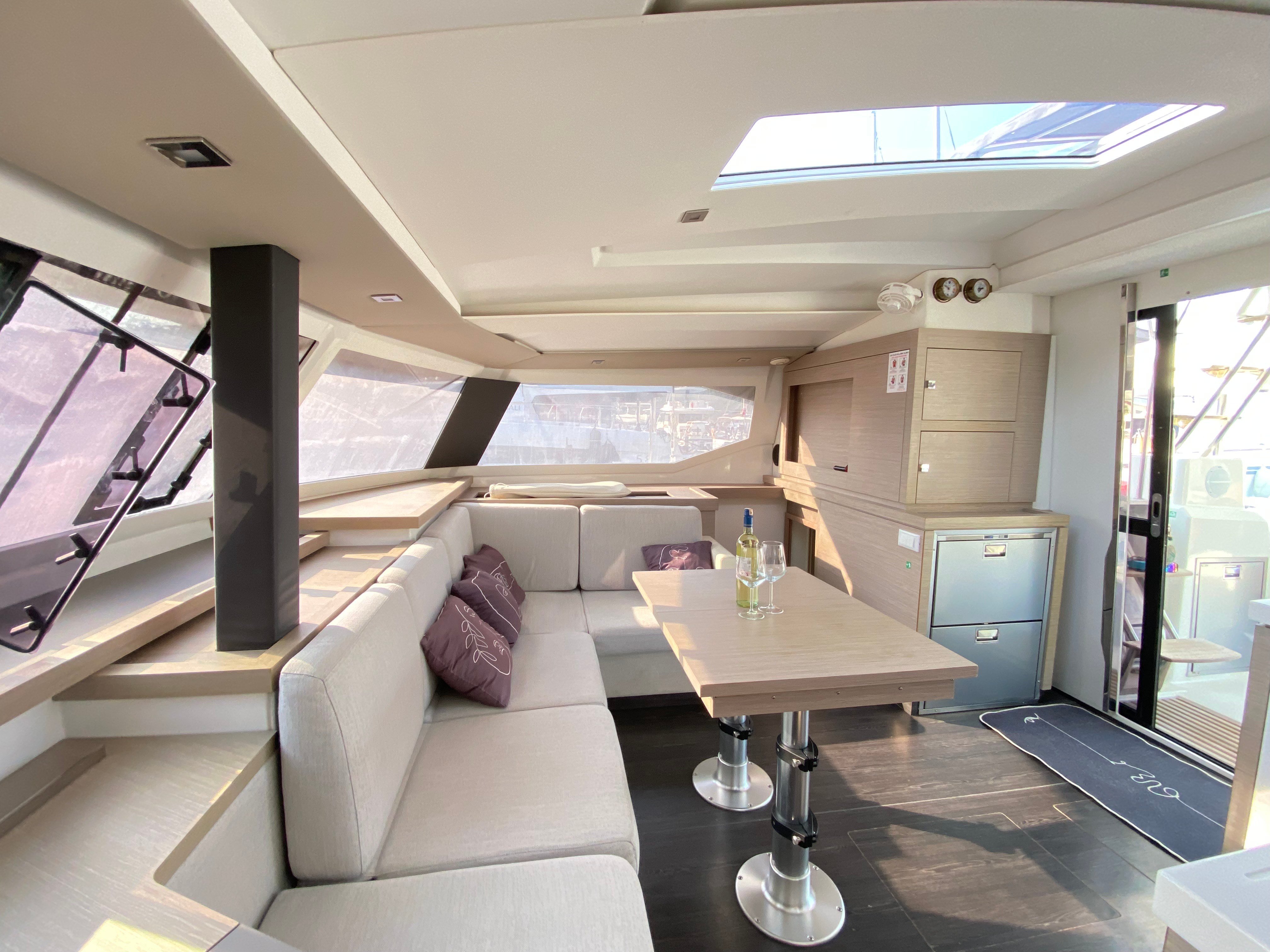 Osaya - Catamaran in Karagözler