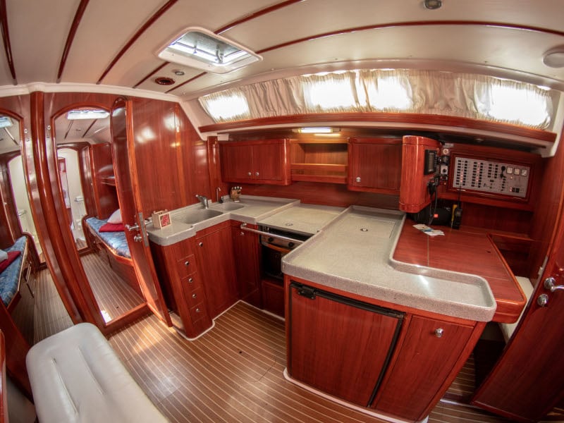 Apollon - Sailboat in Volos