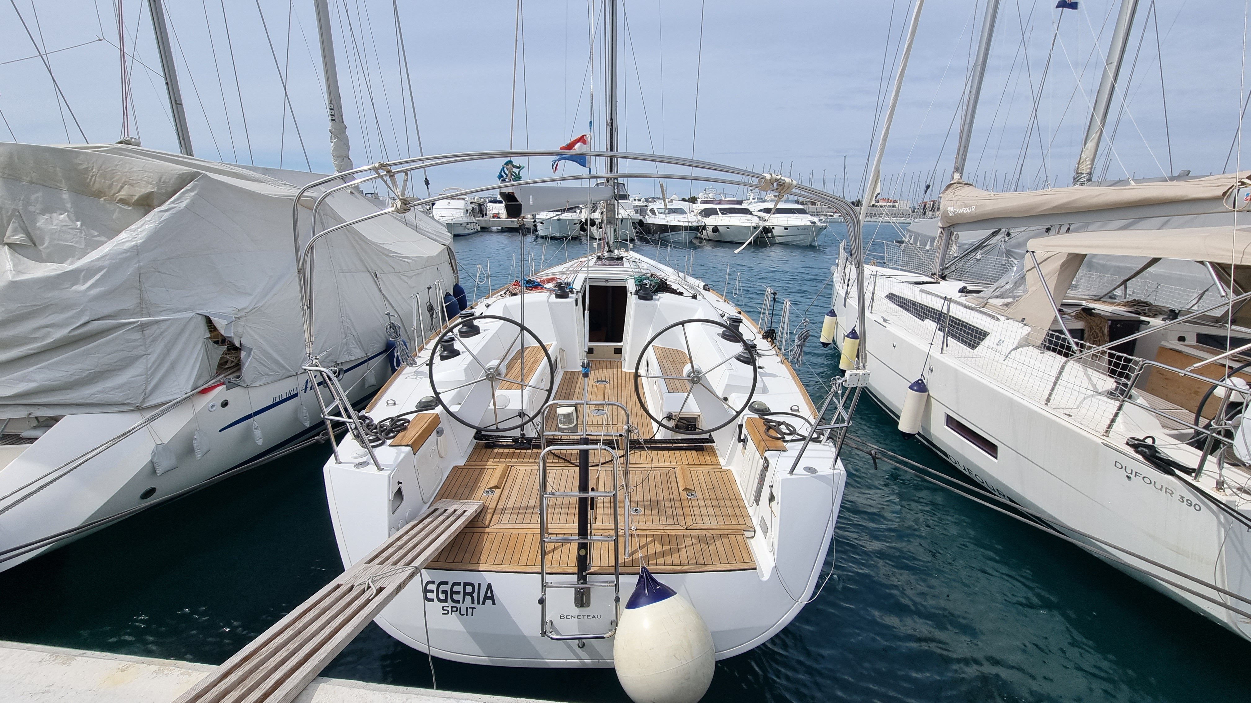 Egeria - Sailboat in Šimuni