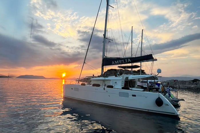 AMELIA (A/C, Generator, Watermaker) - Katamaran içinde Alimos