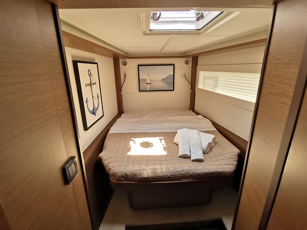 GALAXY (air condition, generator, water maker)    _Skippered Only_ - Catamaran in Alimos