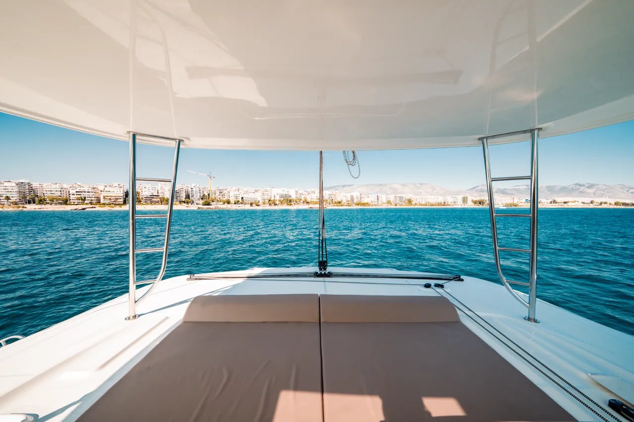 MARY GRACE II - Catamaran in Alimos