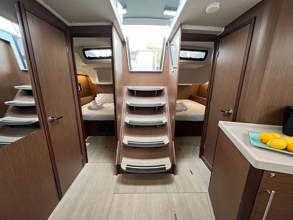 LELLA BELLE - Sailboat in Alimos