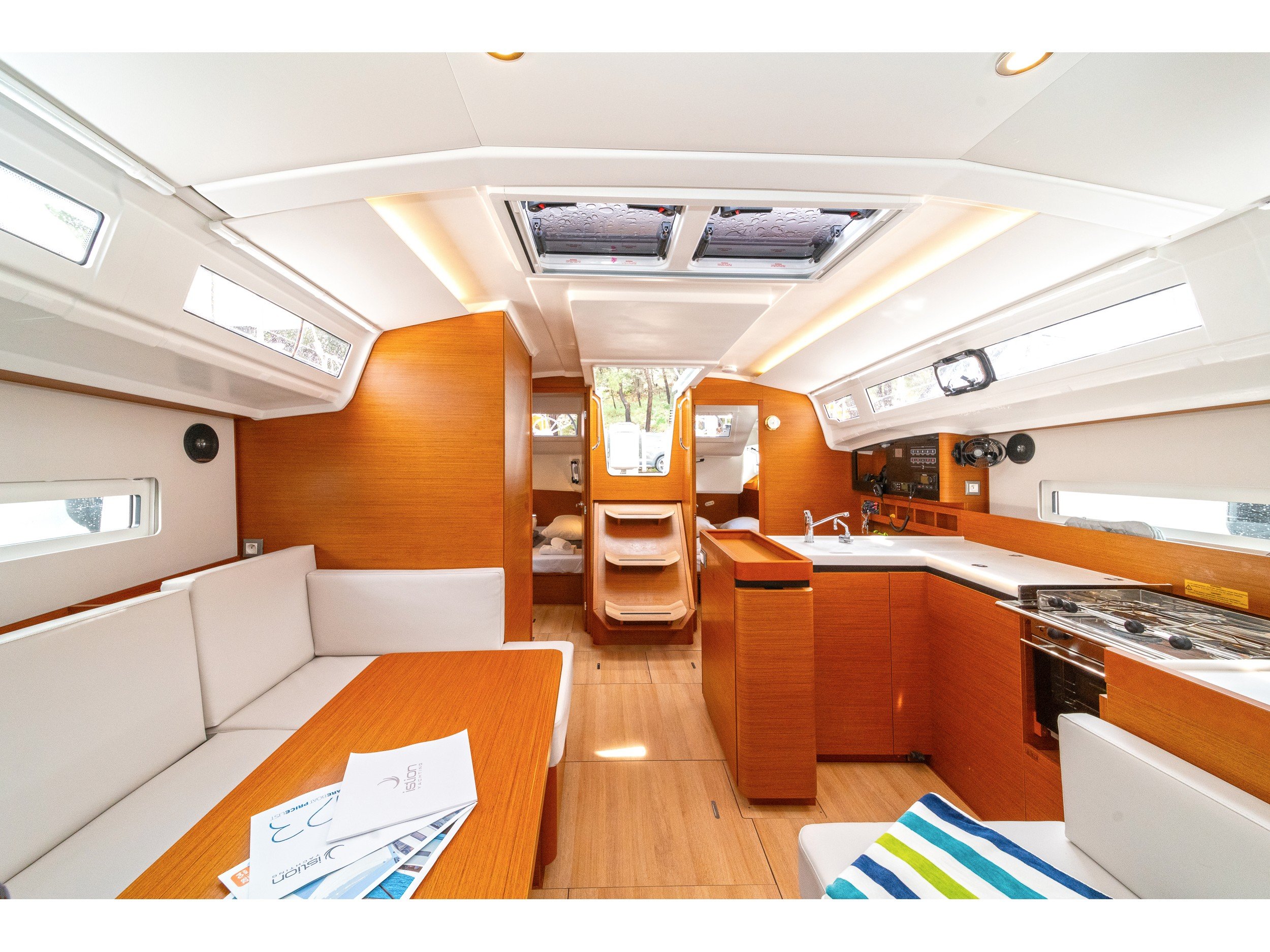 First Date - Sailboat in Skradin