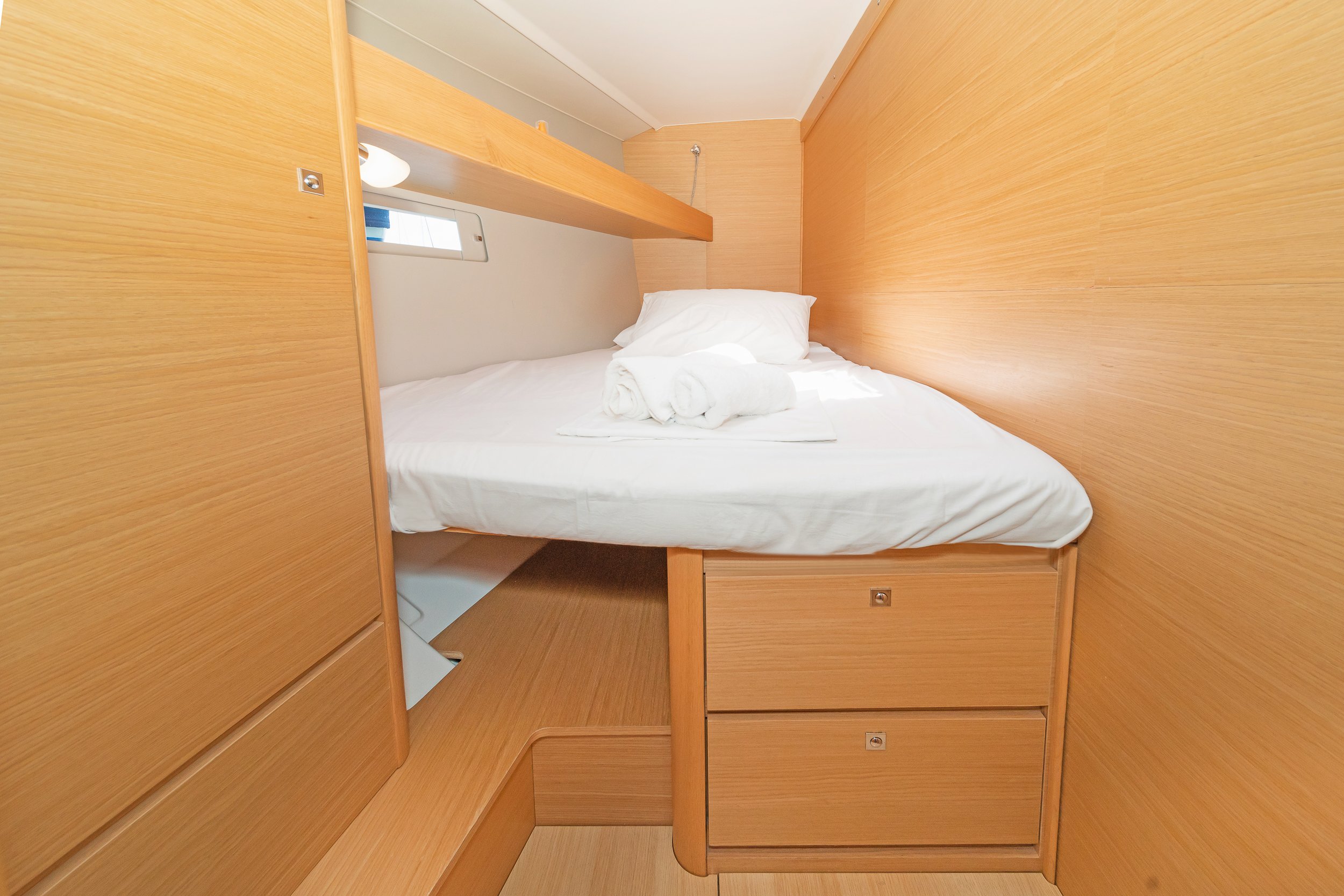 Vanilla - Sailboat in Alimos