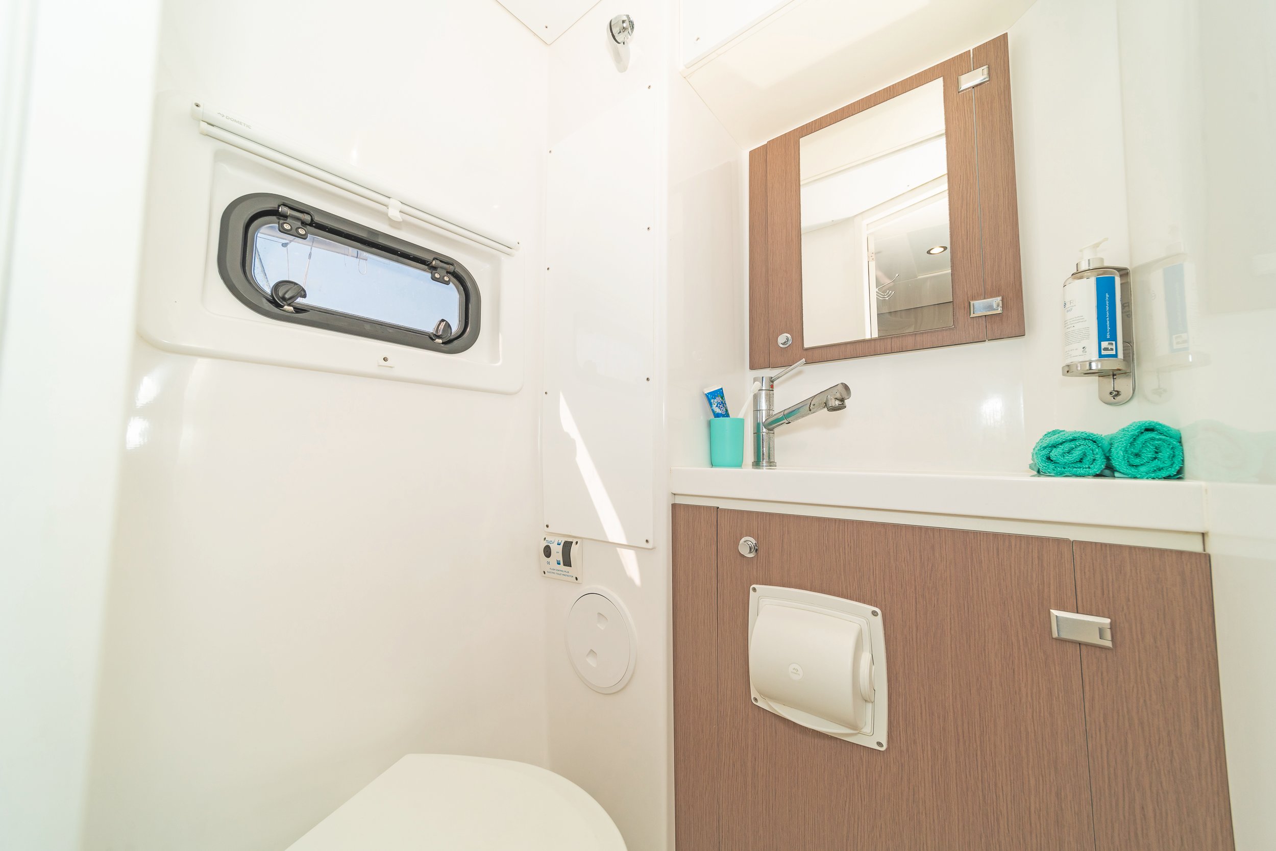 Laguana - Catamaran in Kontokali