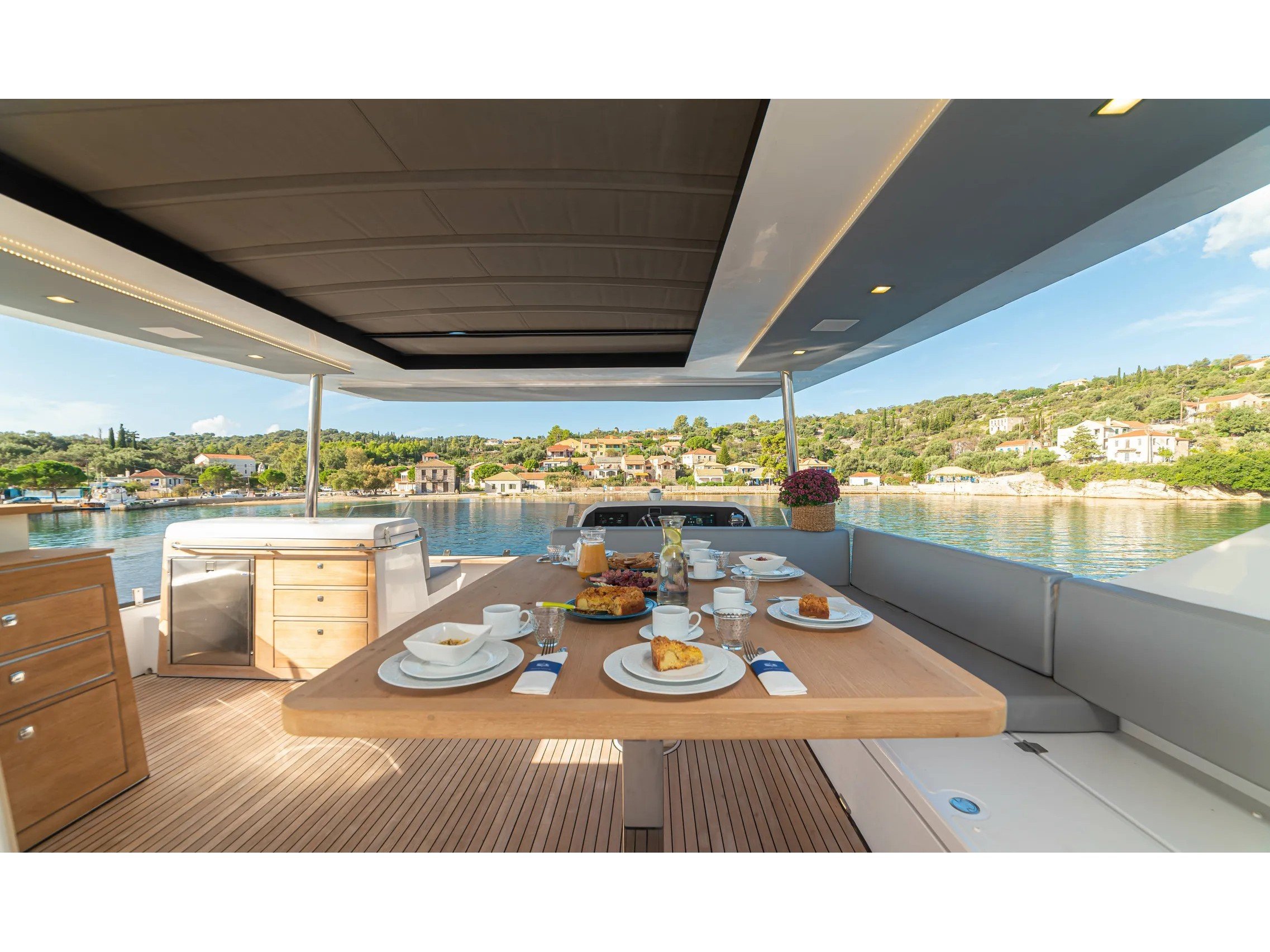 Kamchatka - Catamaran in Alimos