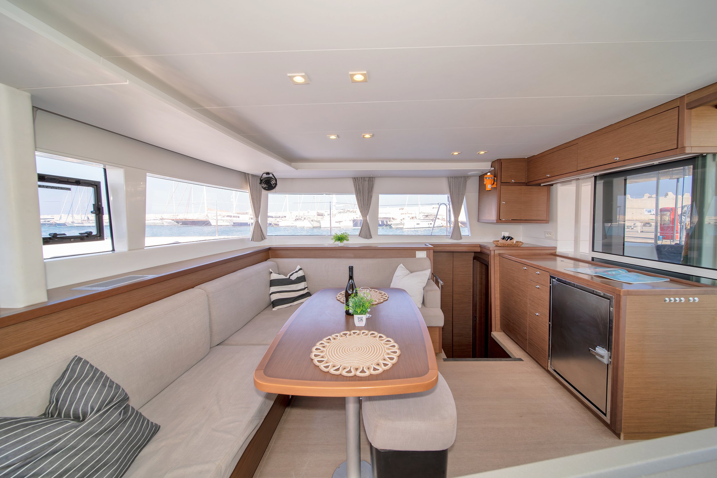 Thetis - Catamaran in Rodos