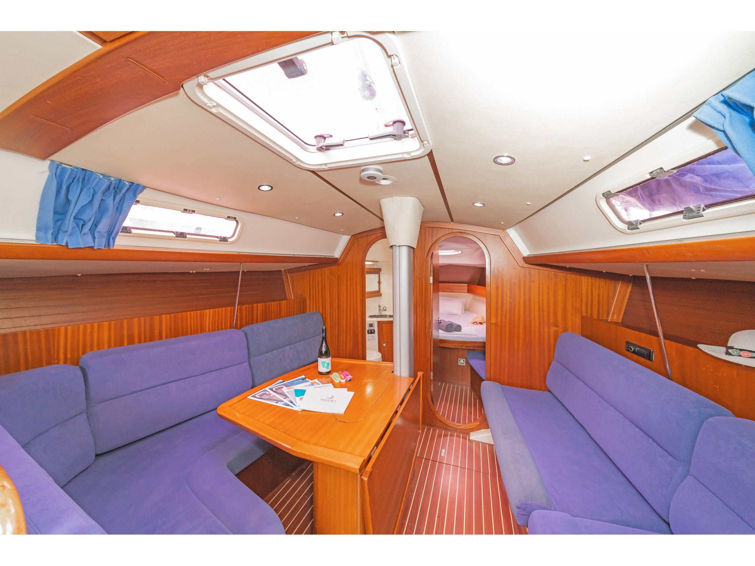 Vira - Sailboat in Kos