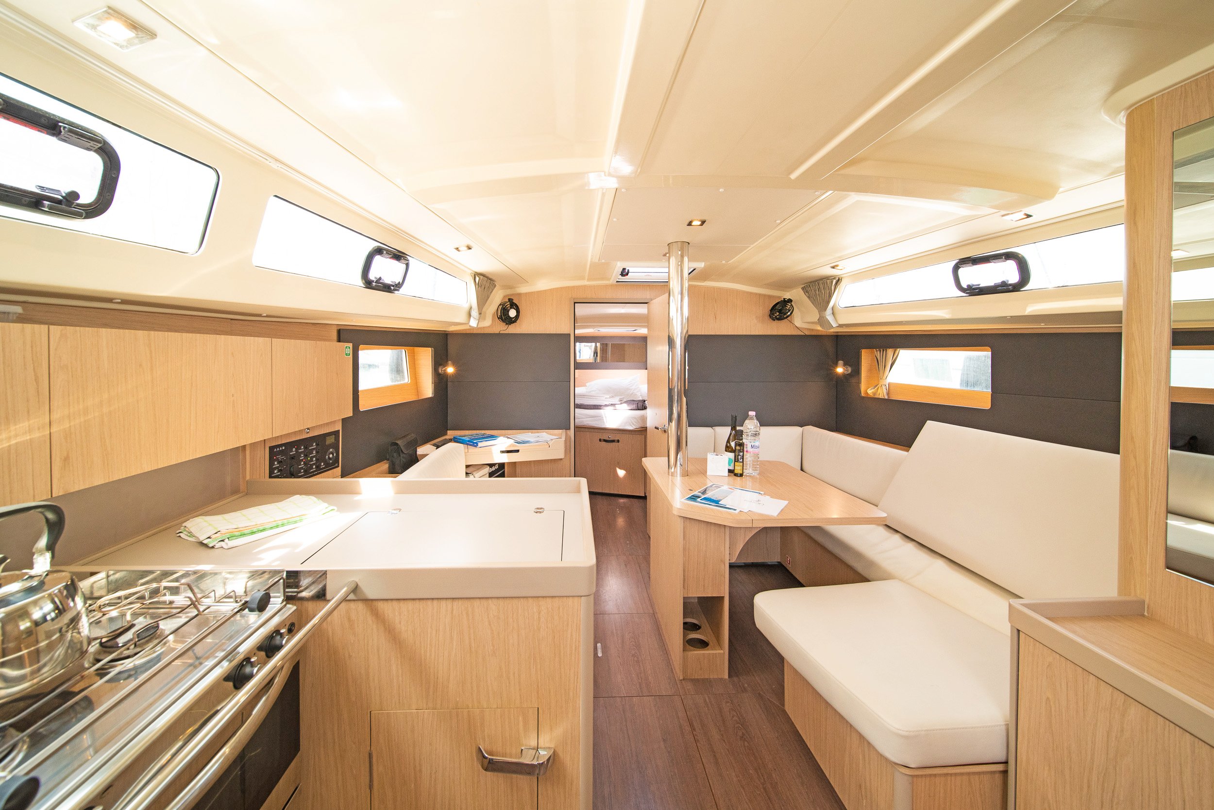 Lux - Sailboat in Lefkada