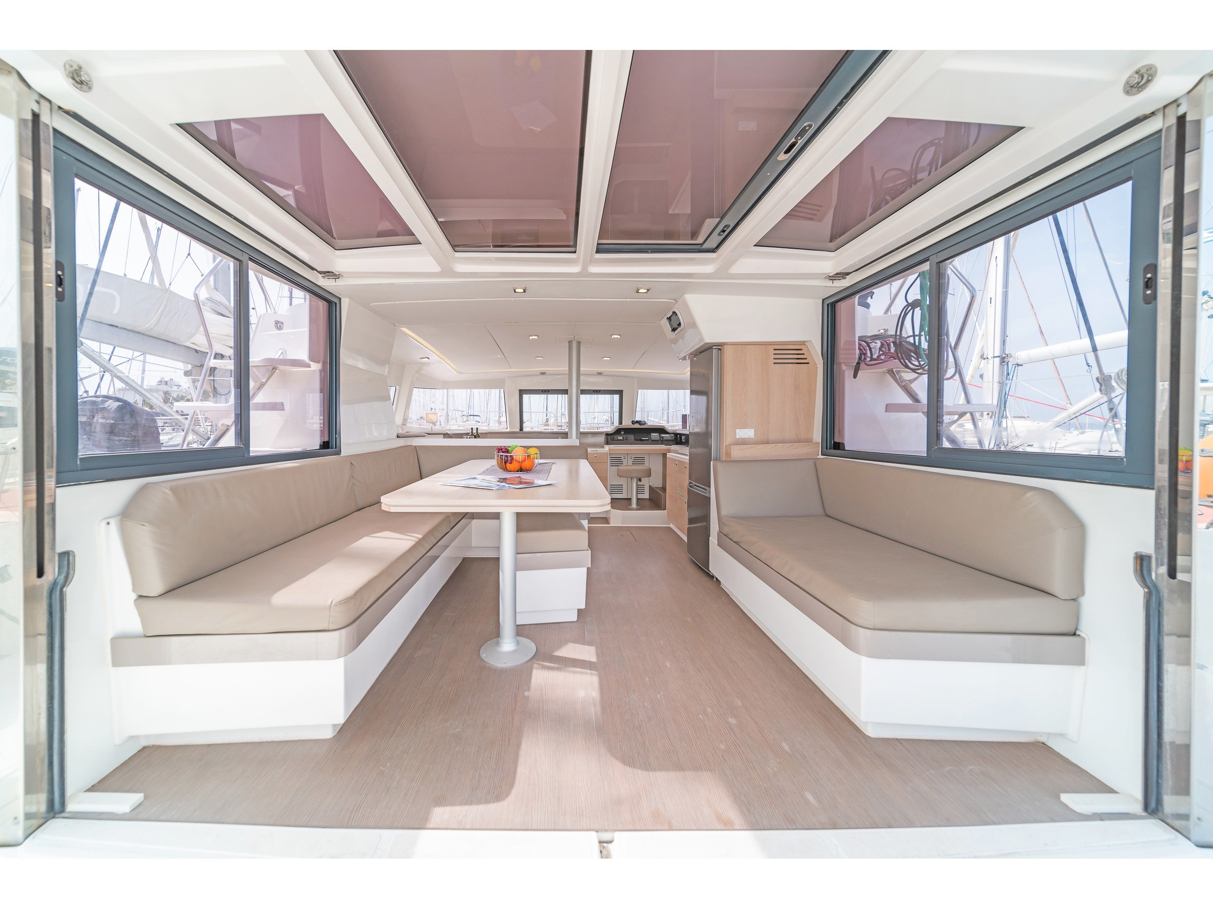 Anemoskala - Catamaran in Kontokali