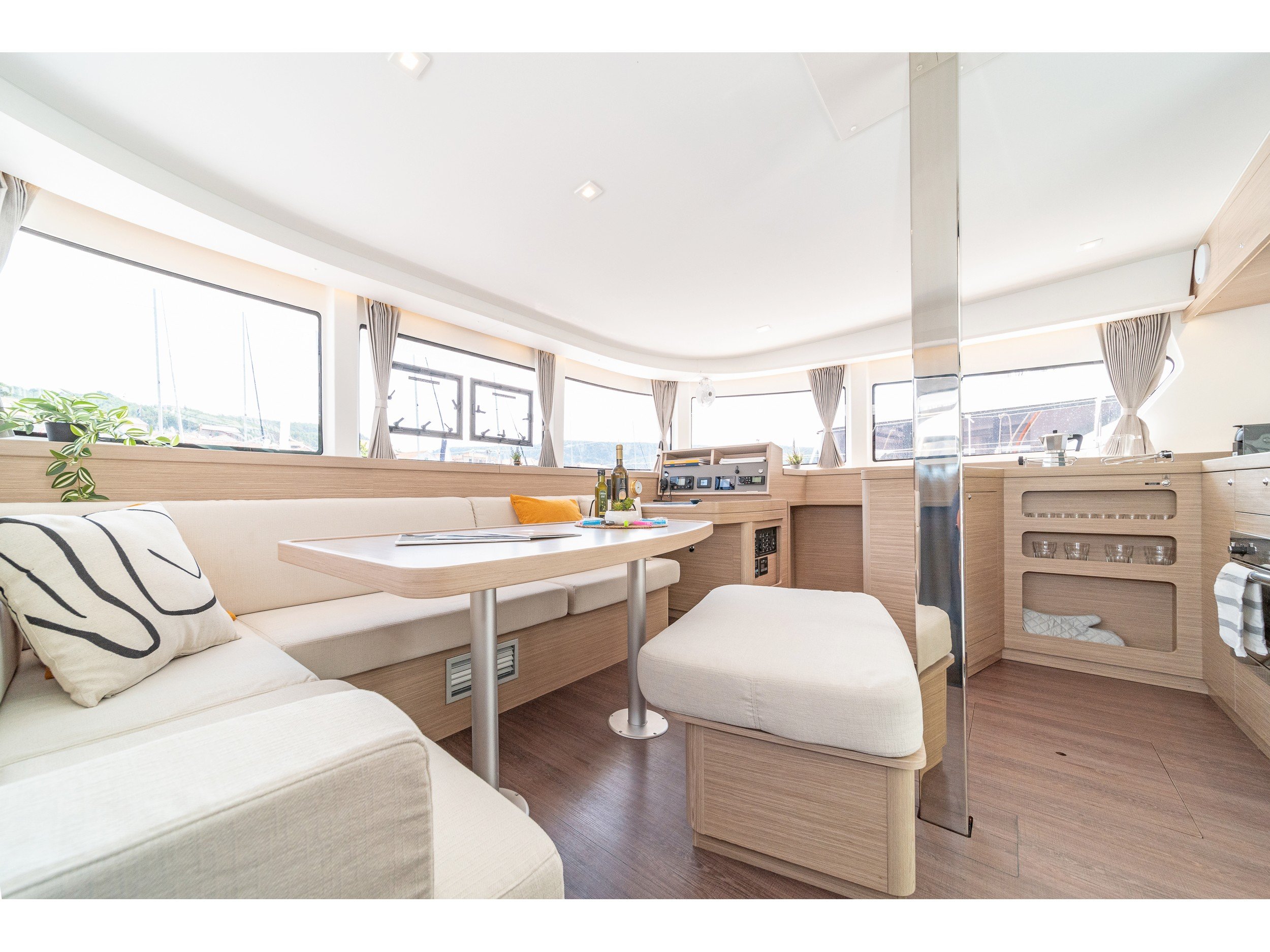 First Adventure - Catamaran in Skradin