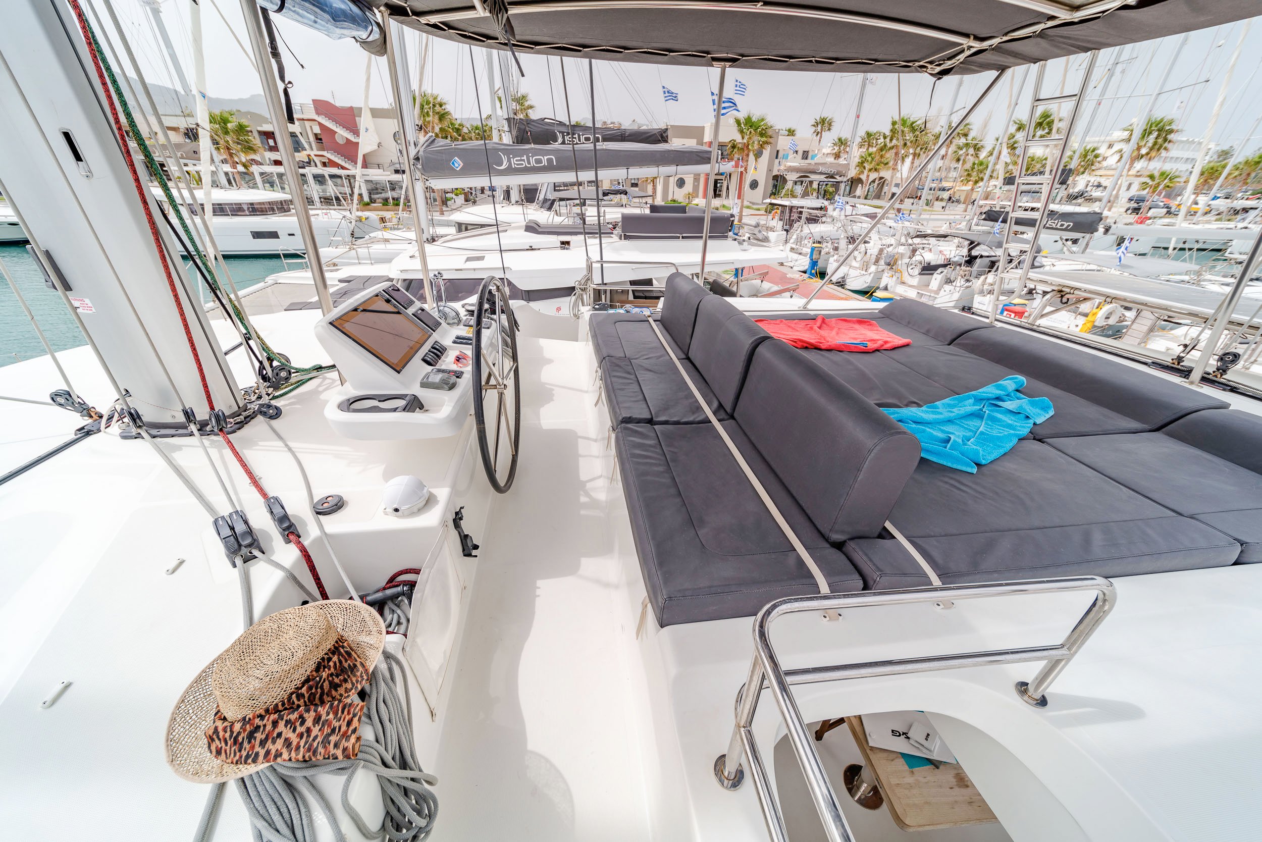 Just infinity - Catamaran in Kontokali