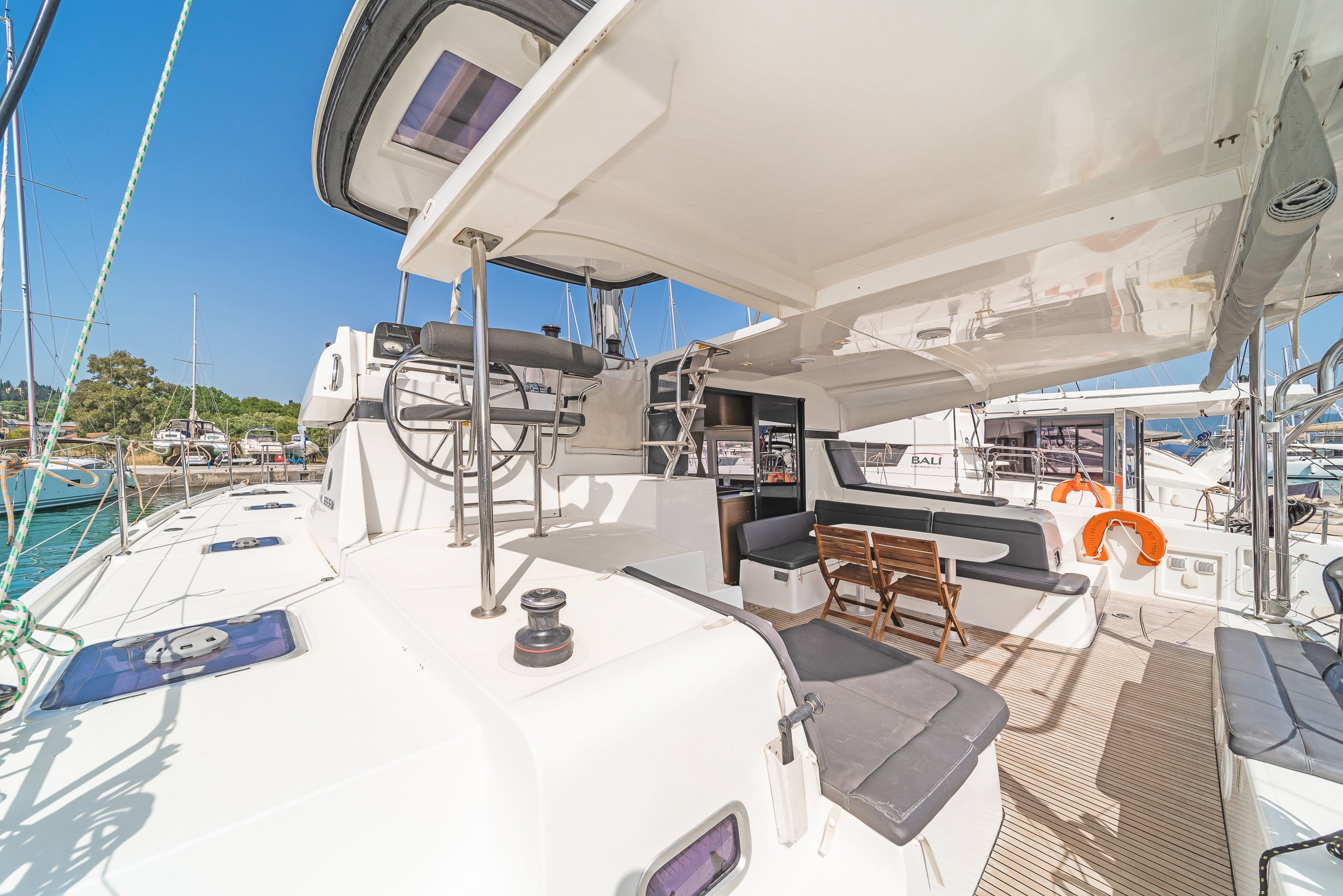 Equilibrium - Catamaran in Kontokali