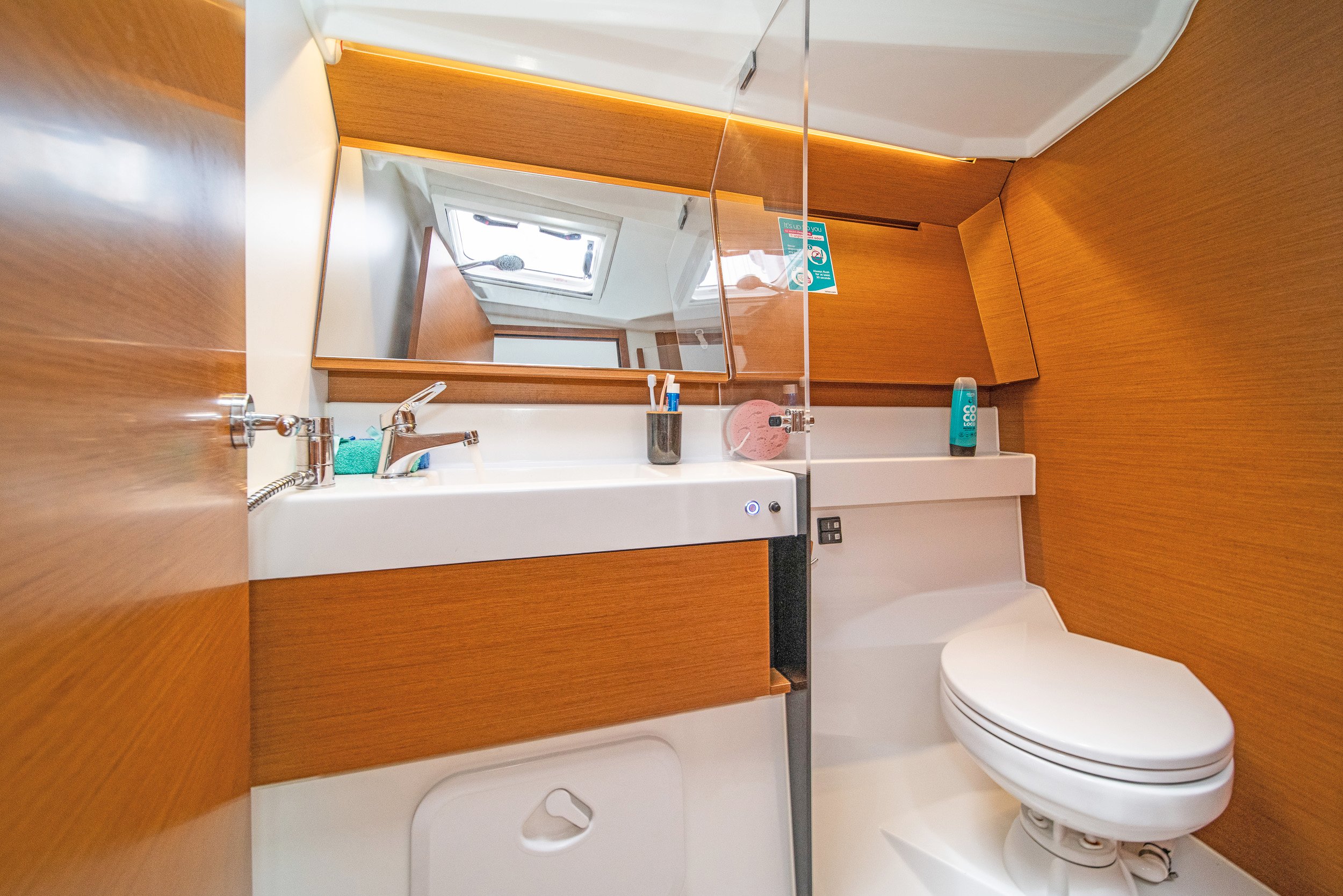 Pnoe - Sailboat in Lefkada