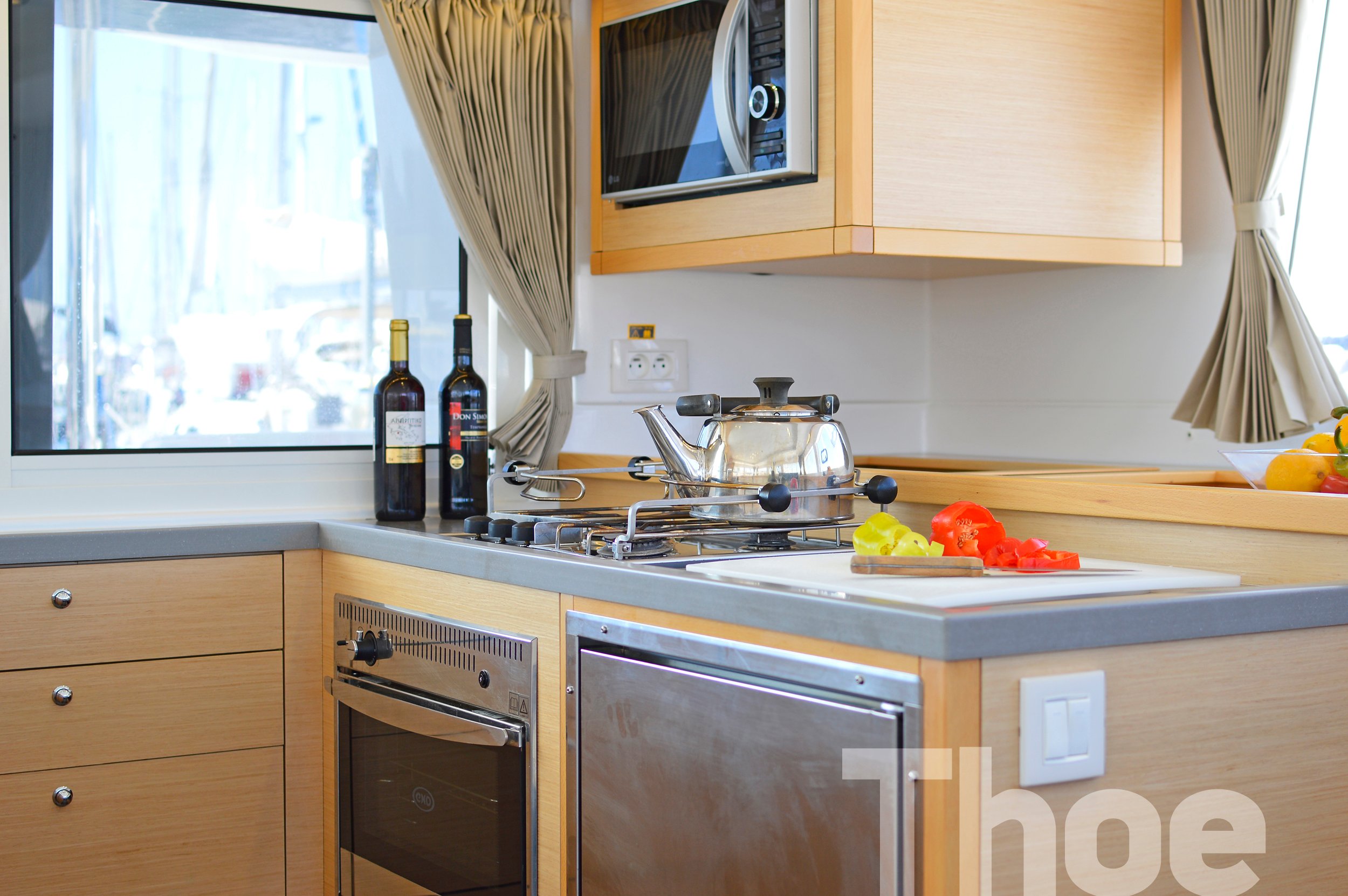 Thoe - Catamaran in Kos