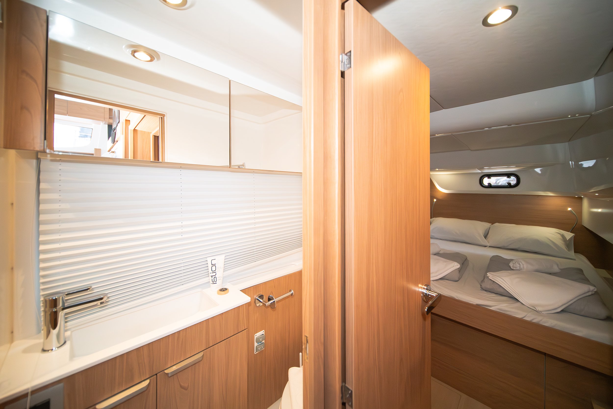 First Flirt - Catamaran in Skradin