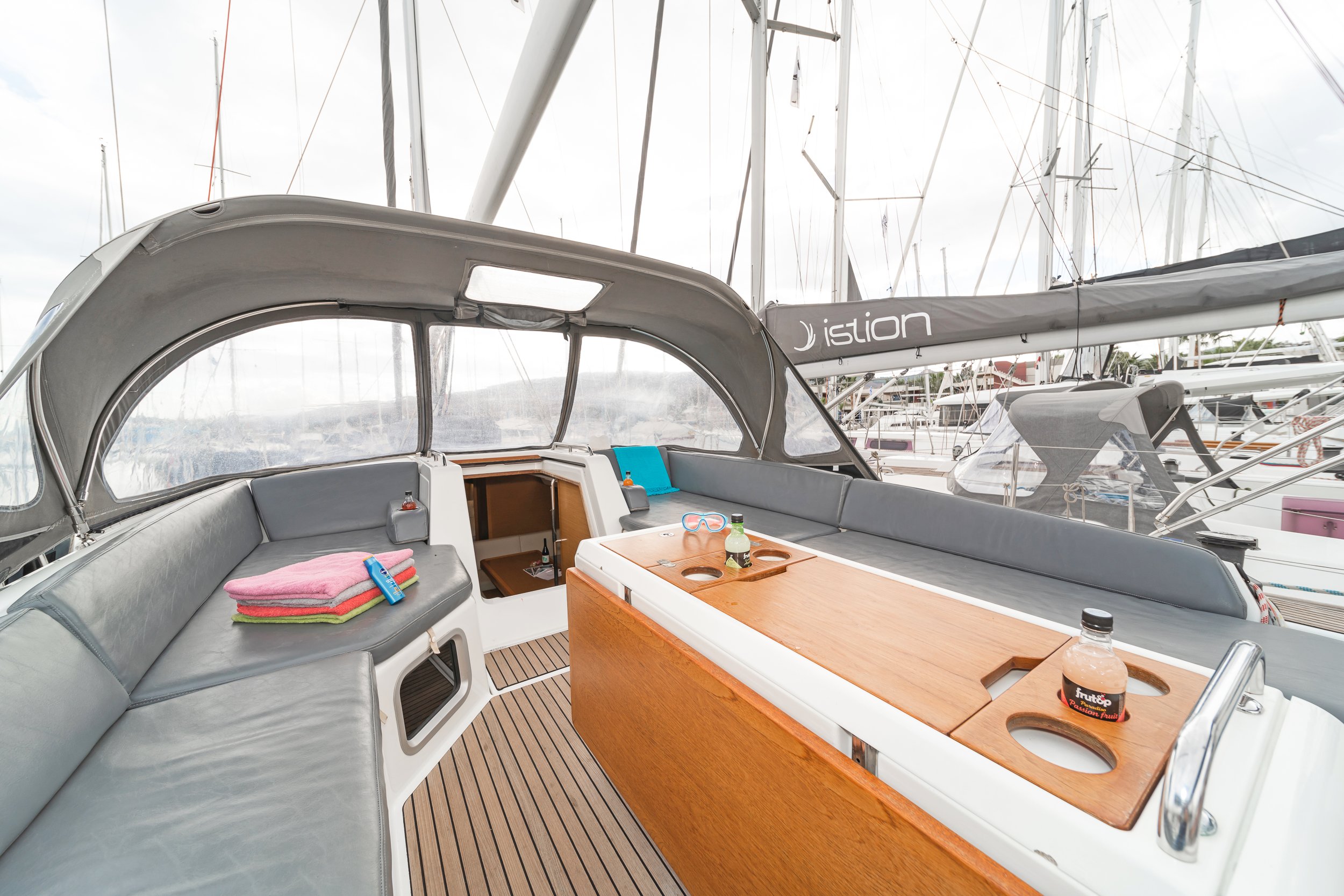 Scorpius - Yelkenli içinde İstanköy