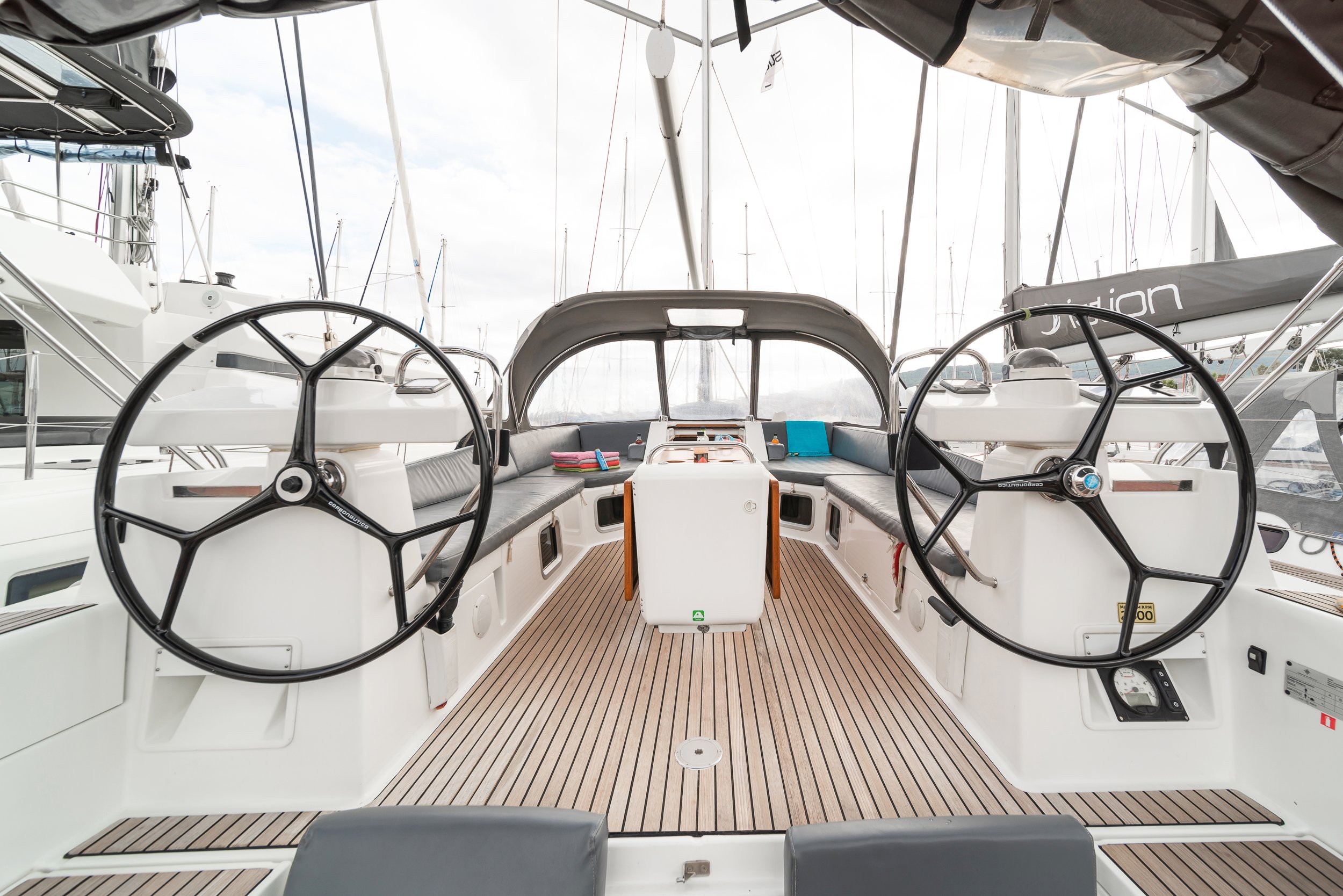 Scorpius - Yelkenli içinde İstanköy