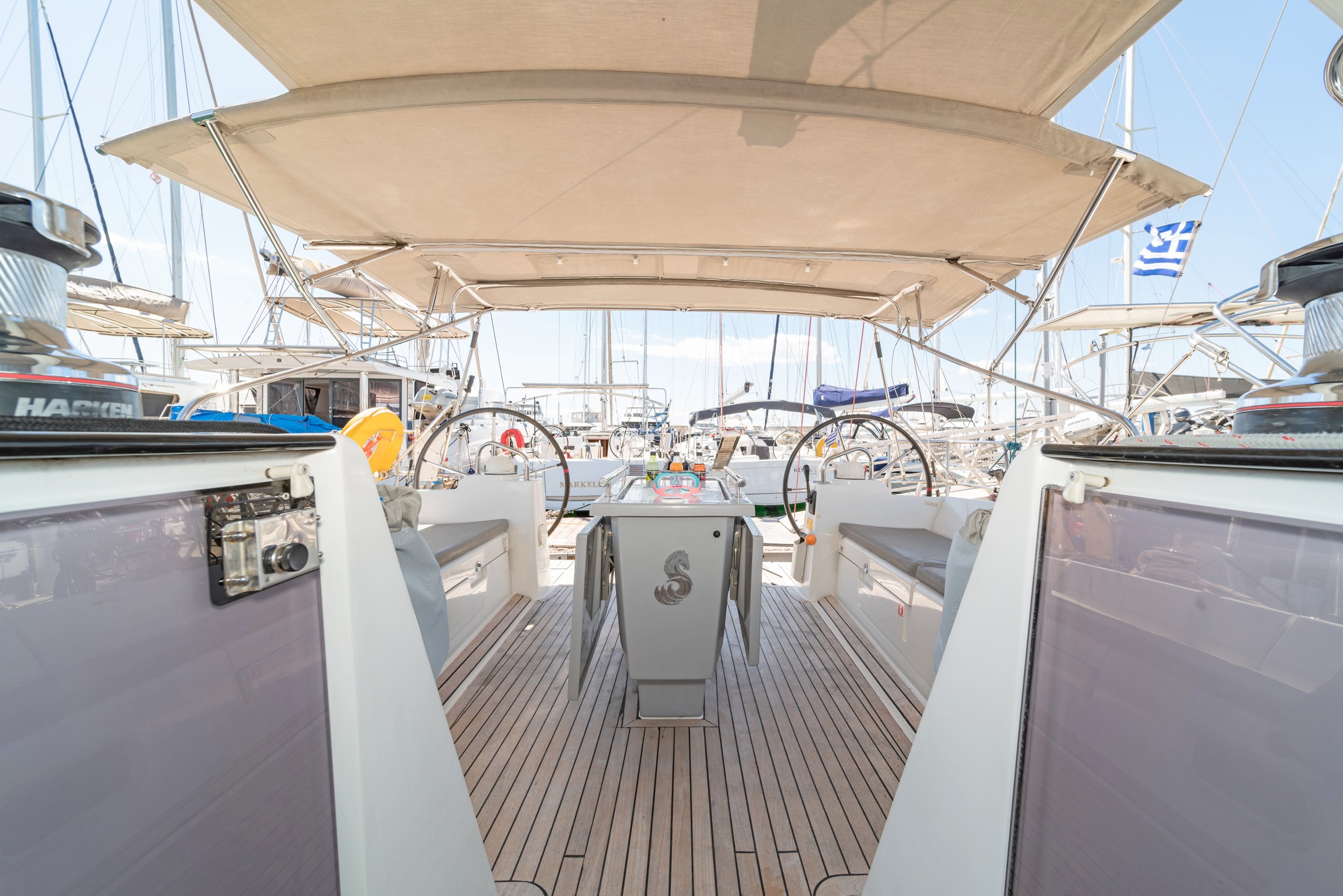 Jimmy's - Sailboat in Alimos