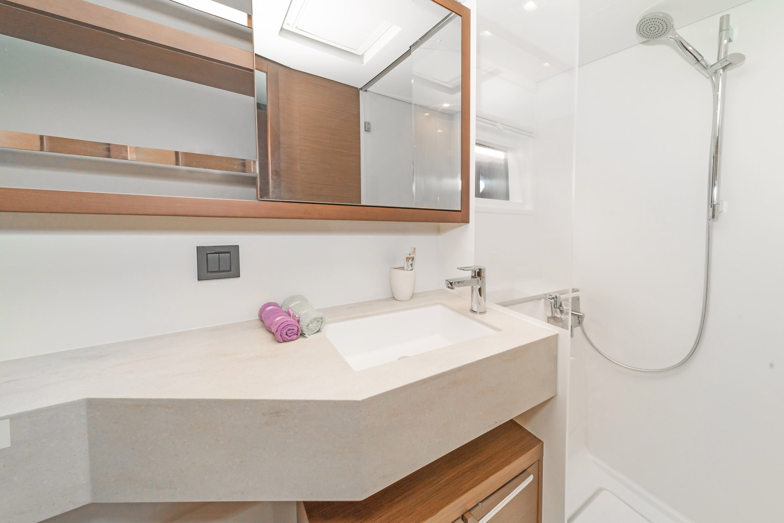 Vasiliki - Catamaran in Alimos