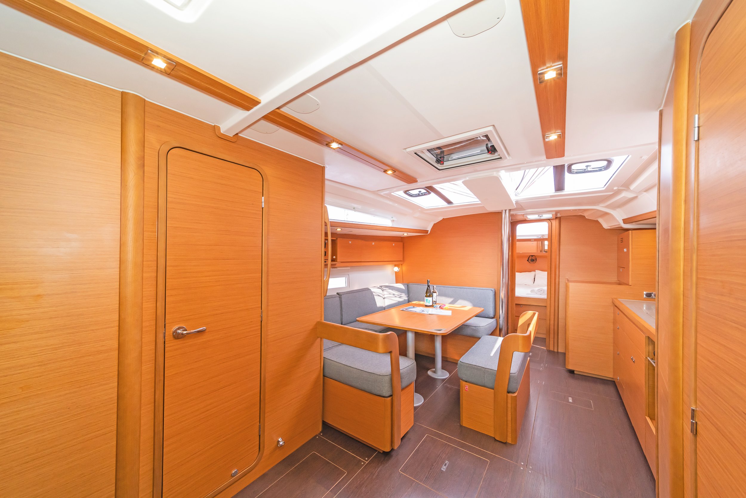 Hierax - Sailboat in Volos