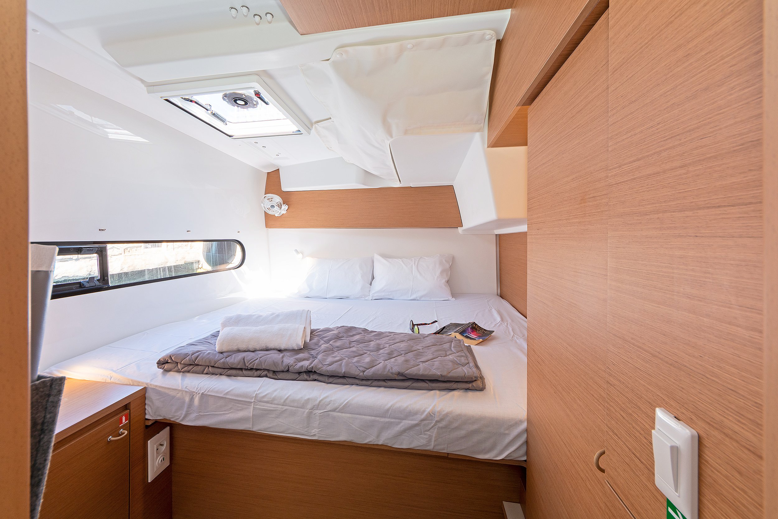 Little Blue Ocean - Catamaran in Paros