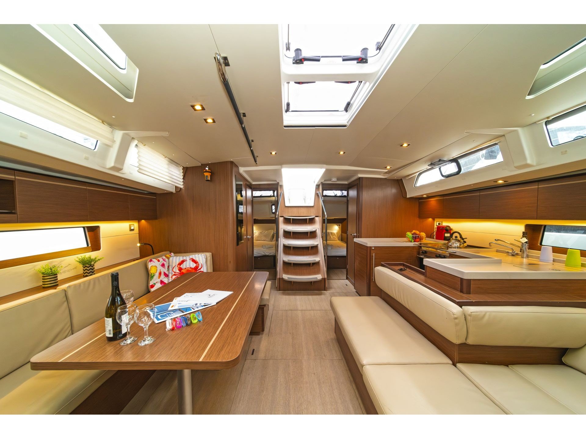 Eli - Sailboat in Volos