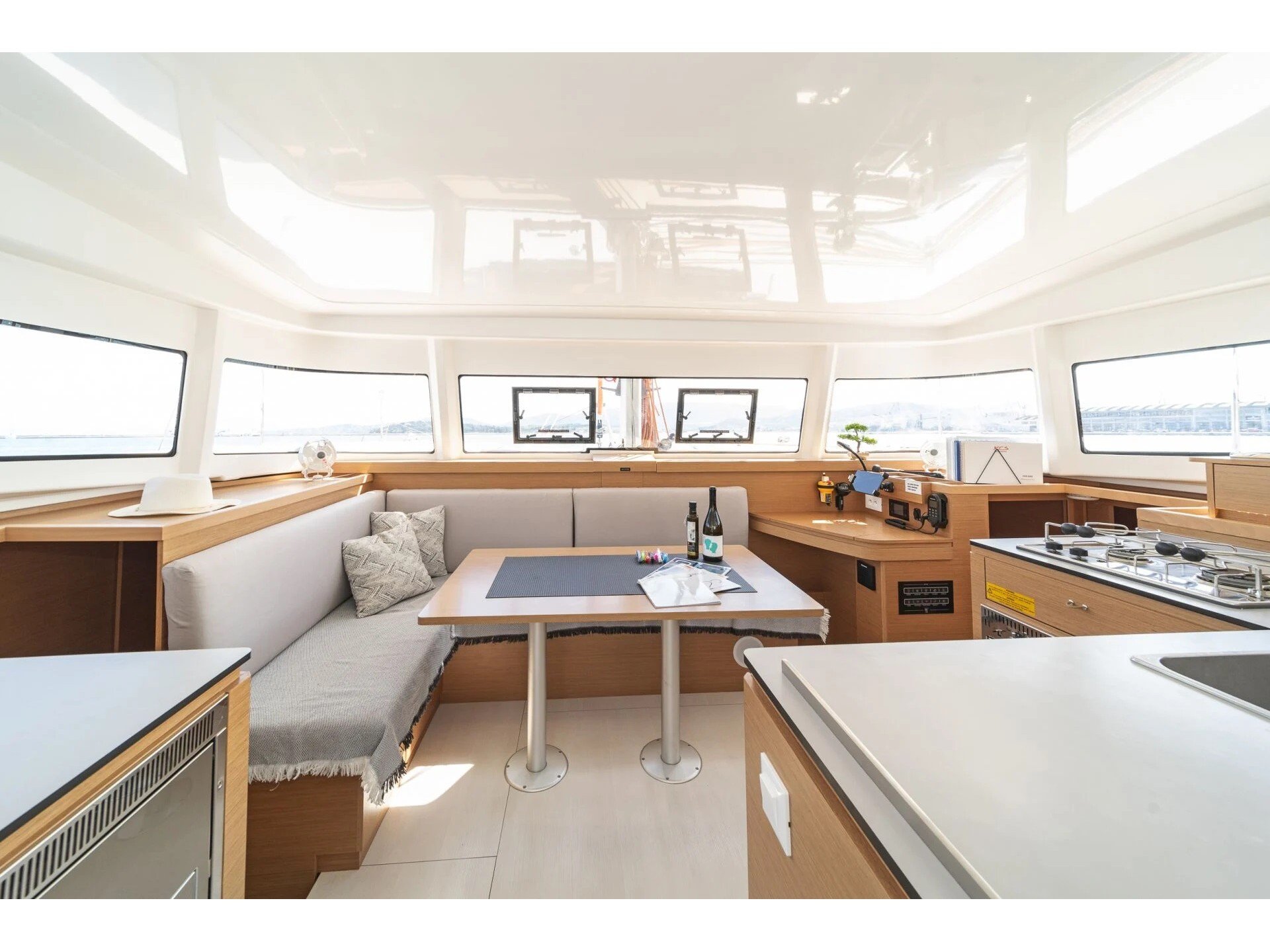 Aiolos - Catamaran in Volos