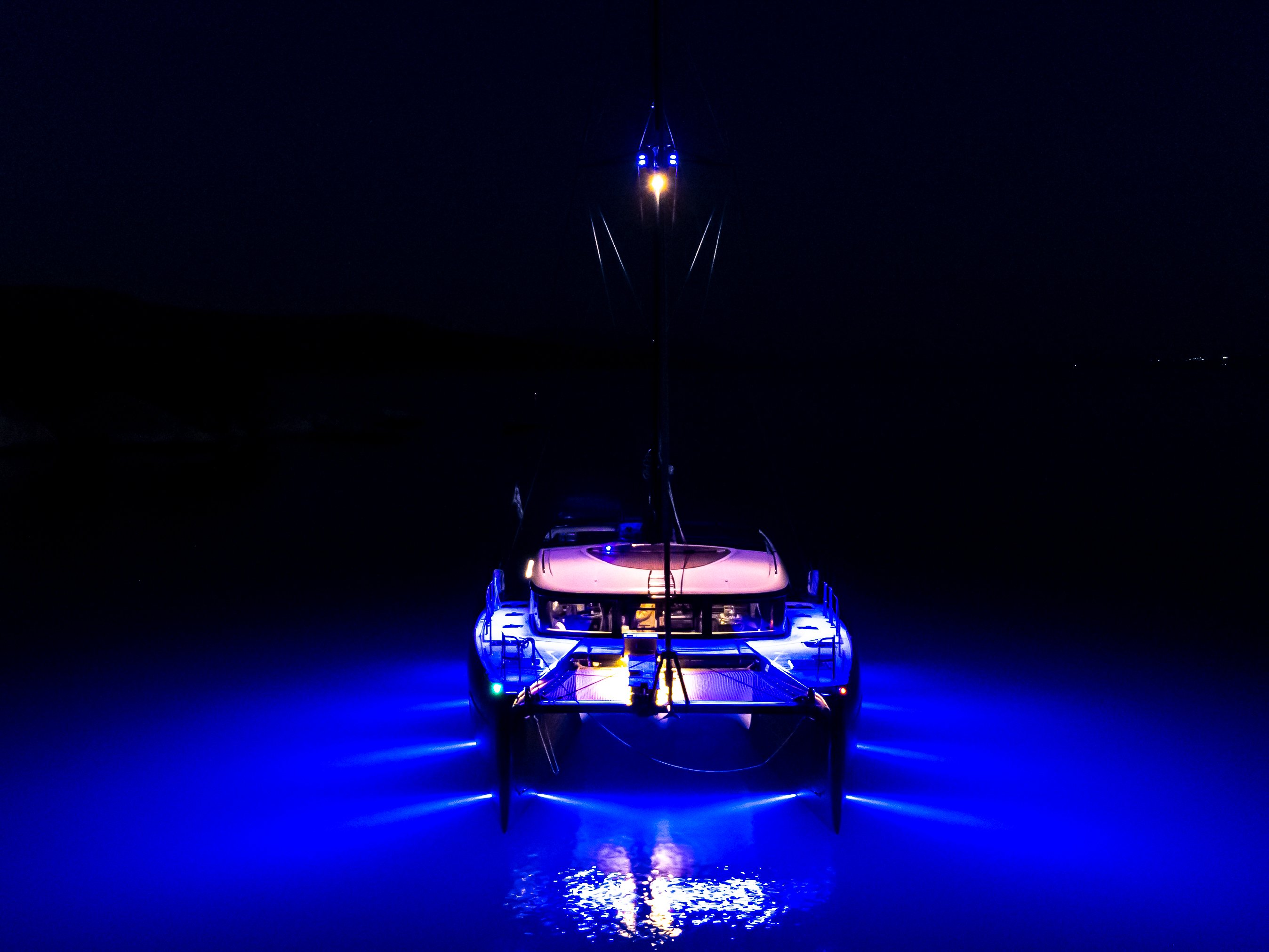 Sol Invictus VIP-equipped - Katamaran içinde Preveza