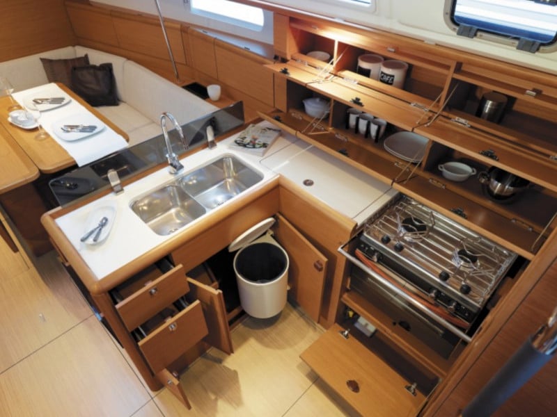 Verona - Sailboat in Kontokali